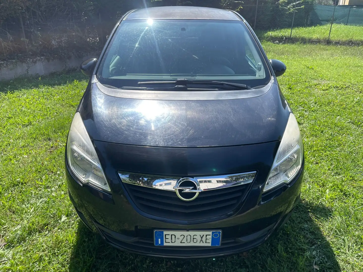 Opel Meriva 1.3 CDTI 95CV ecoFLEX Cosmo Schwarz - 2