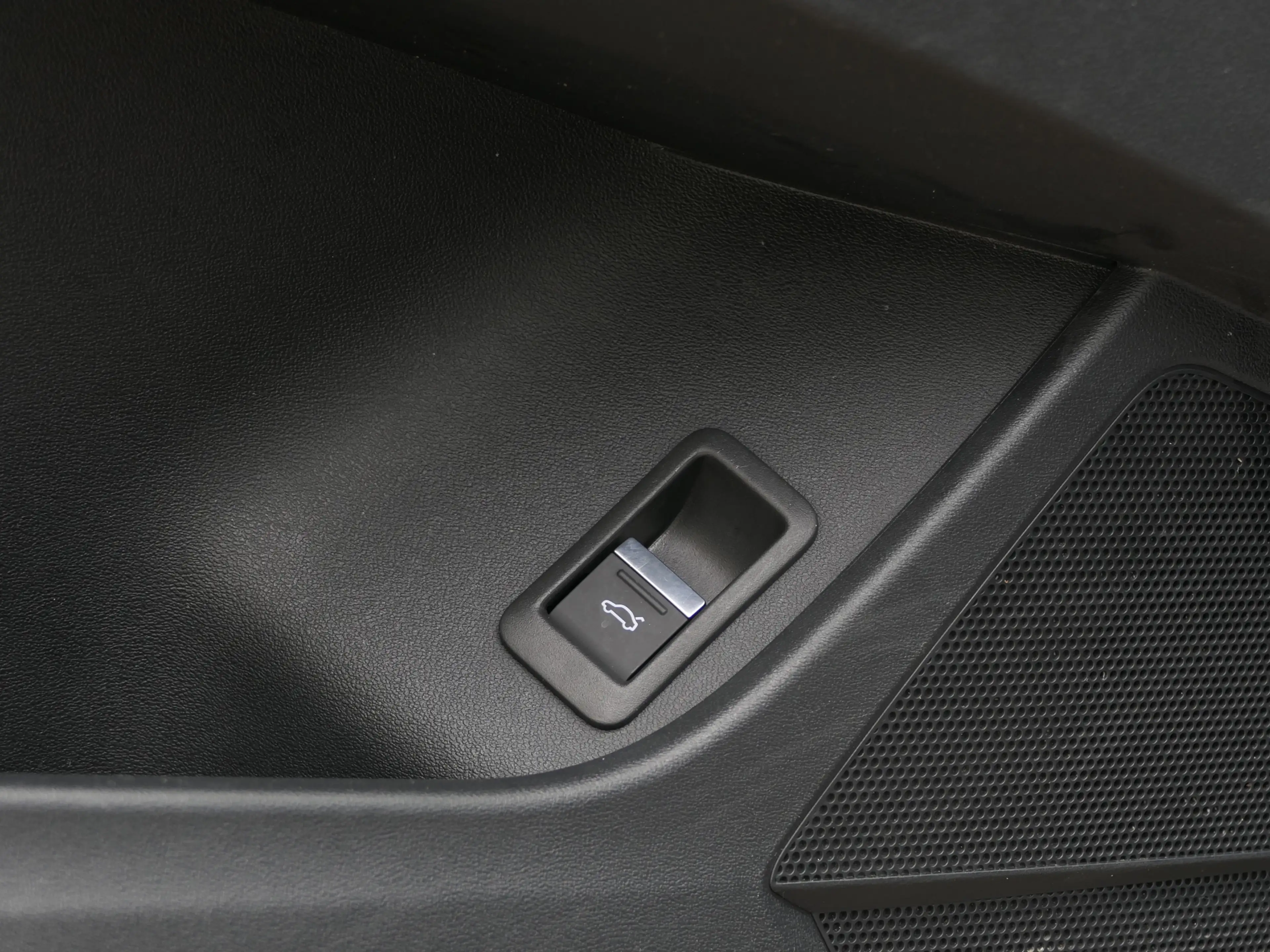 Audi Q4 e-tron 40 Launch edition Advanced Plus 77 kWh | SoH 91% | — photo 9