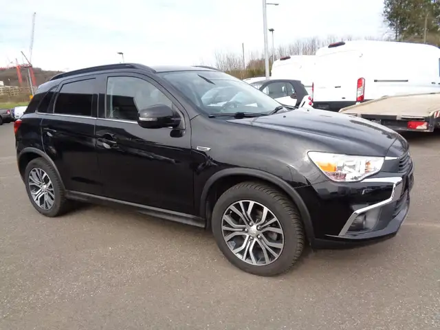 Mitsubishi Asx view 3