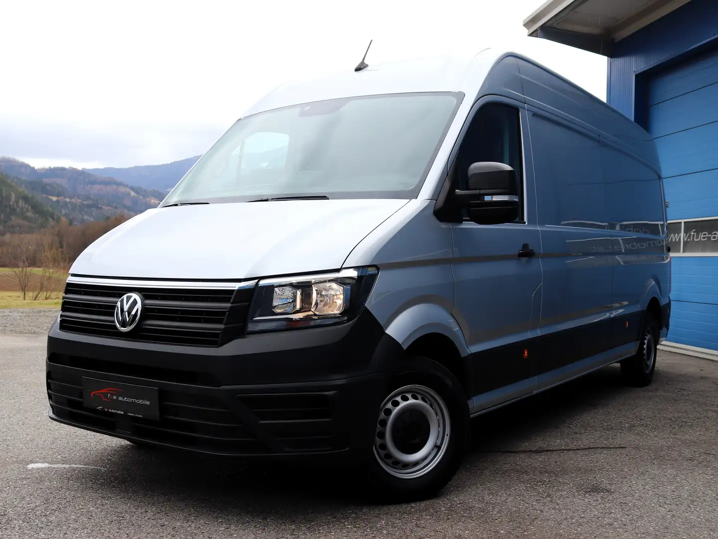 Volkswagen Crafter 35 Kastenwagen L4H3 TDI Silber - 1