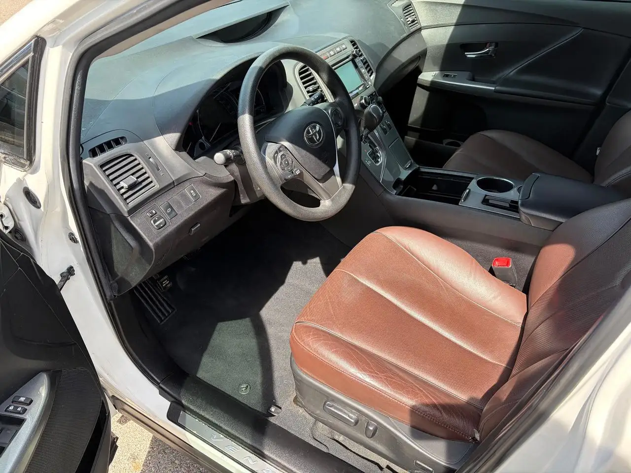 Toyota Venza photo Toyota Venza