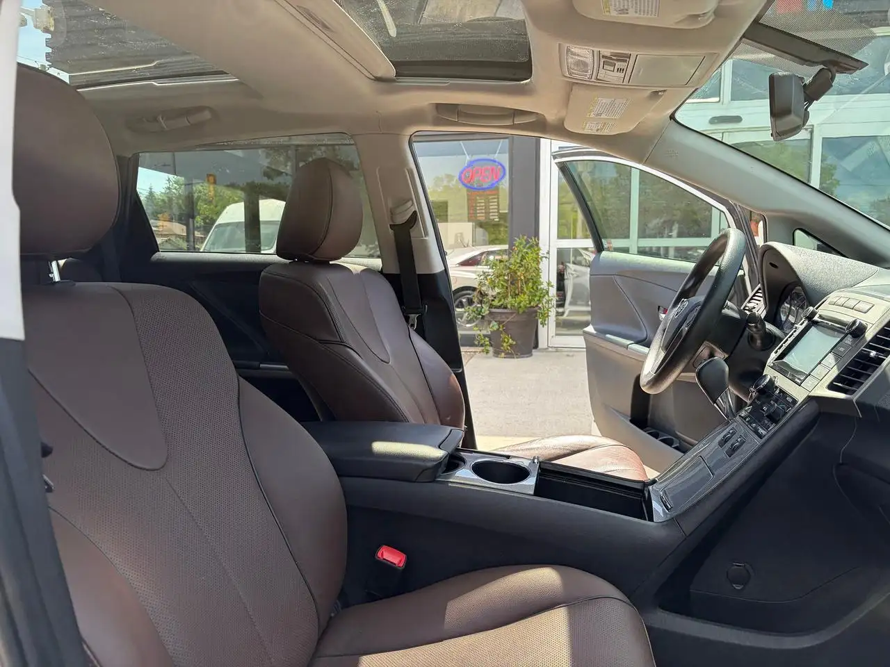Toyota Venza photo Toyota Venza