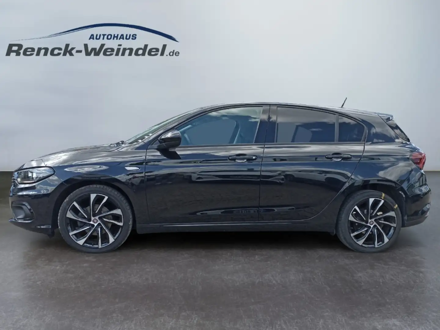 Fiat Tipo S-Design 1.4 T-Jet Navi Bi-Xenon Apple CarPlay And Schwarz - 2