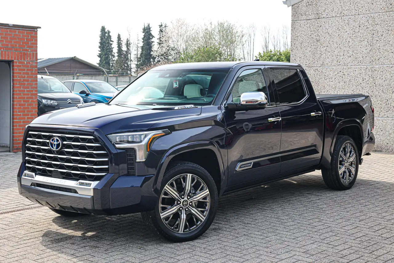 Toyota Tundra BTW-WAGEN*FULL-OPTION*BELGISCHE-WAGEN*PANORAMI-DAK — миниатюра 1