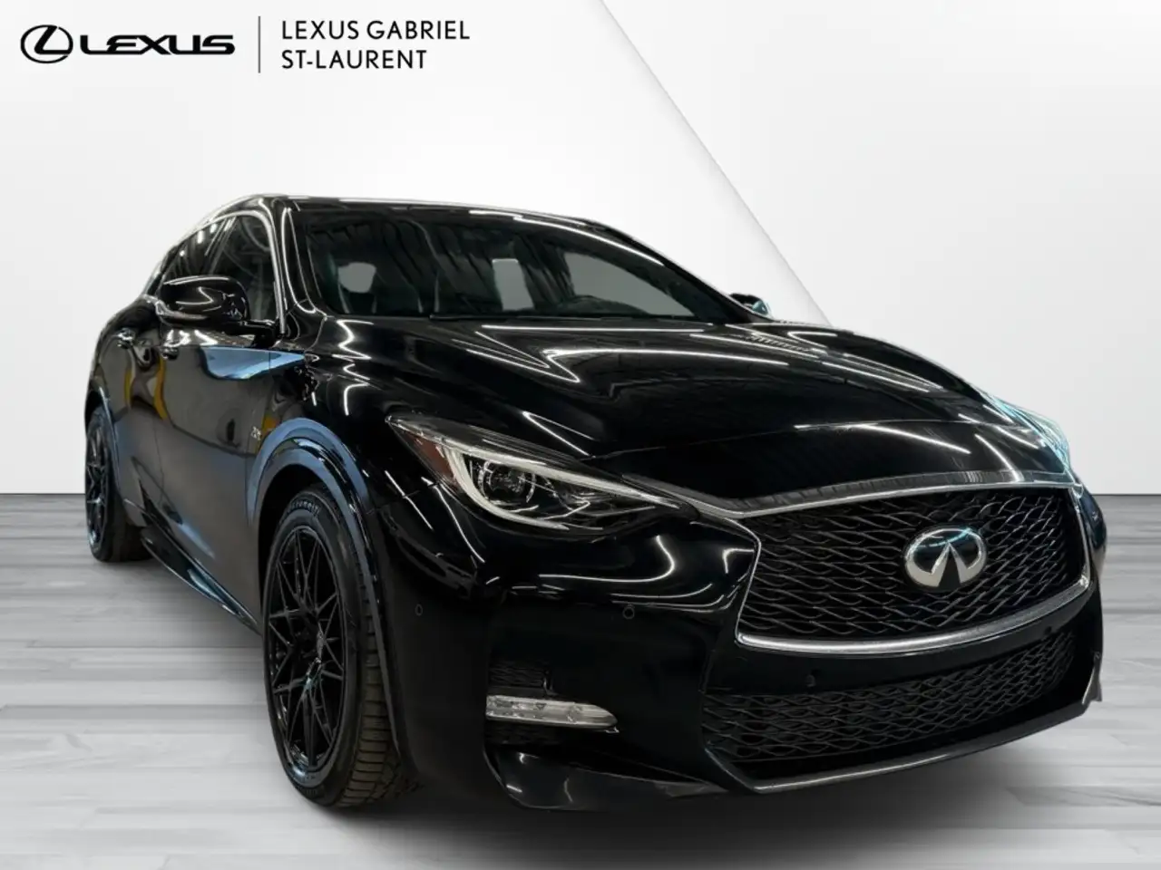Infiniti QX30 снимка Infiniti QX30
