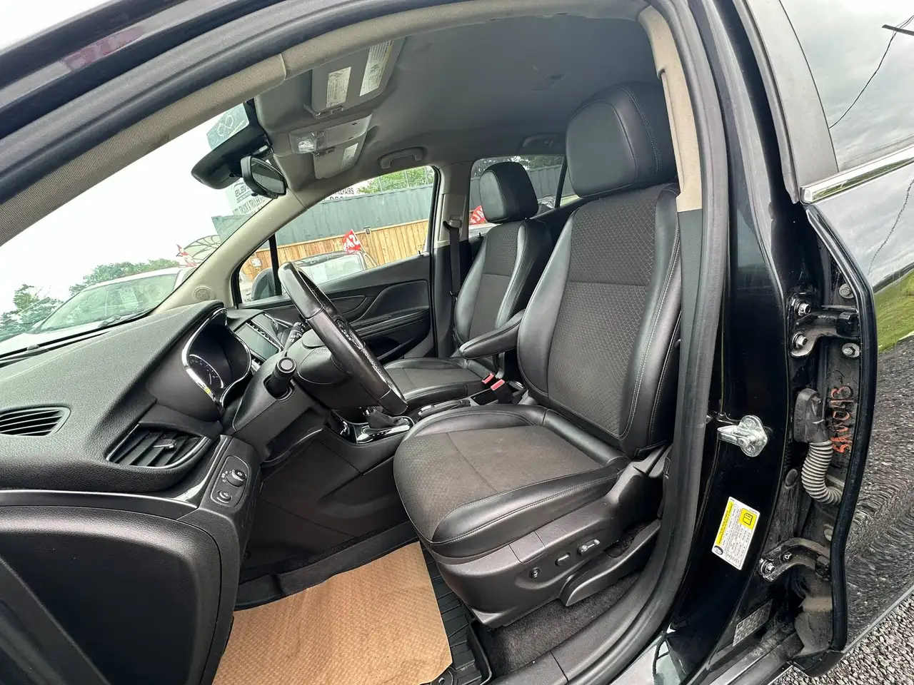 Buick Encore снимка Buick Encore