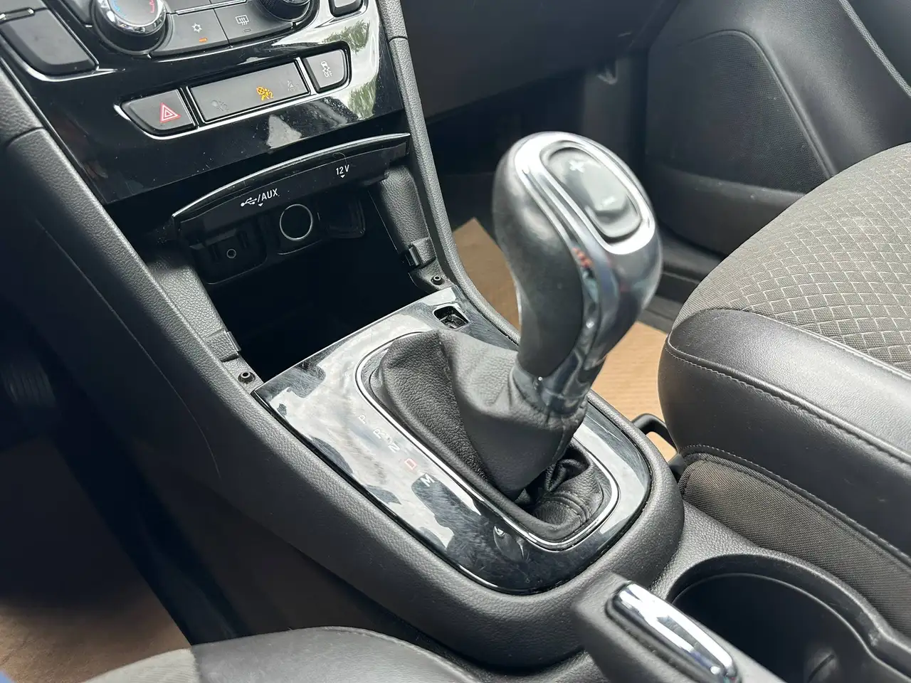 Buick Encore снимка Buick Encore