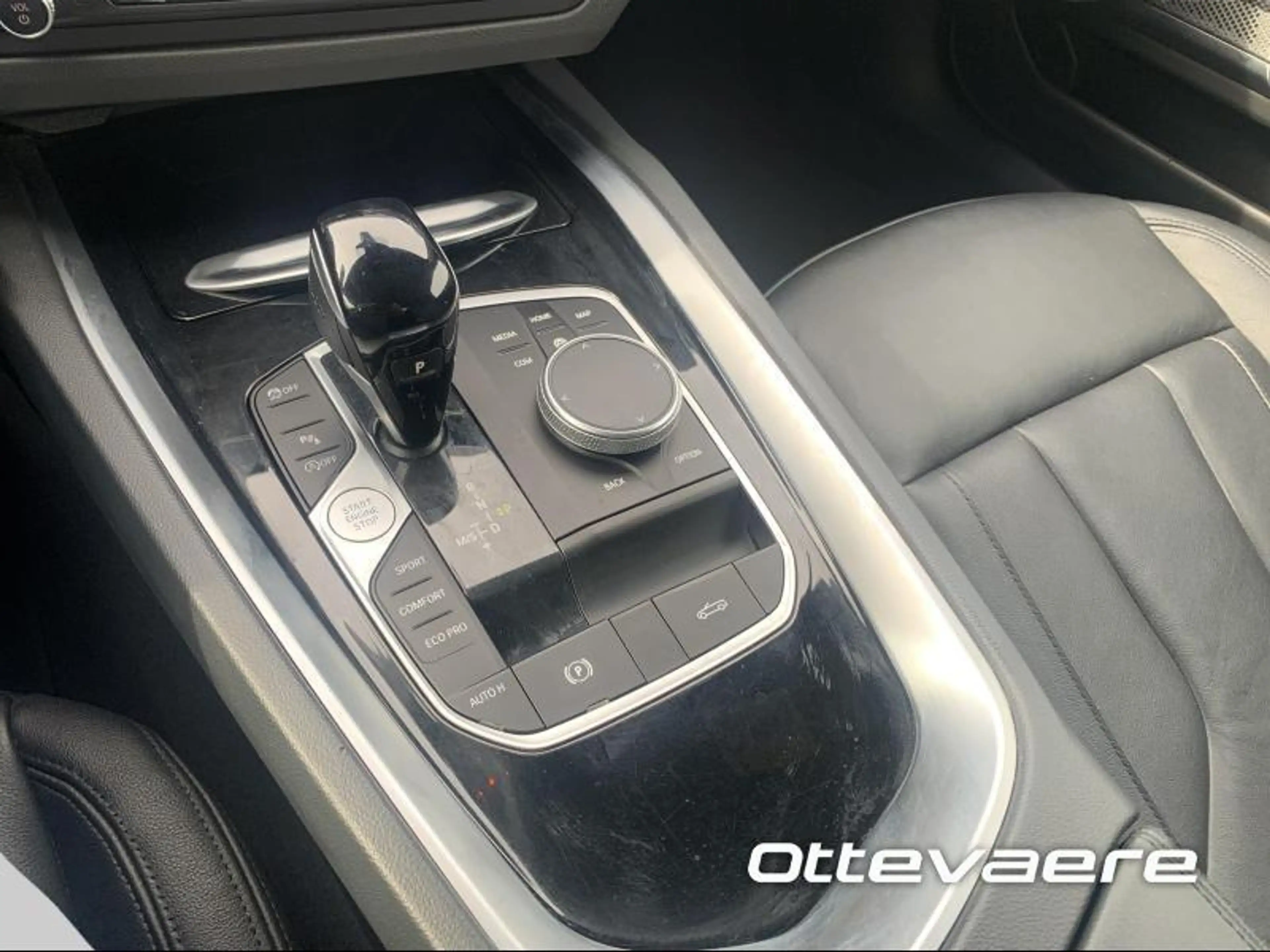 BMW Z4 sDrive20i — photo 15