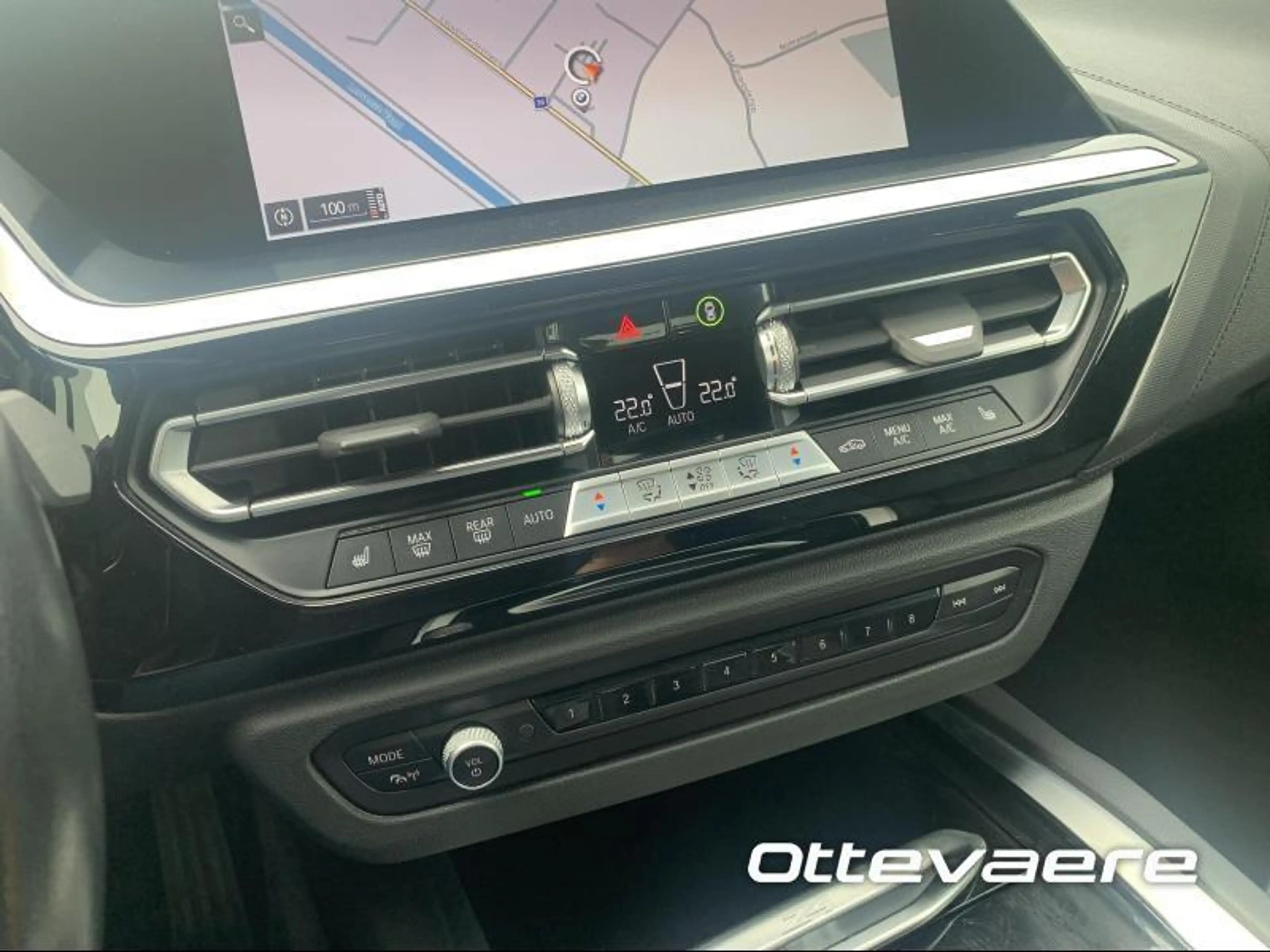 BMW Z4 sDrive20i — photo 14