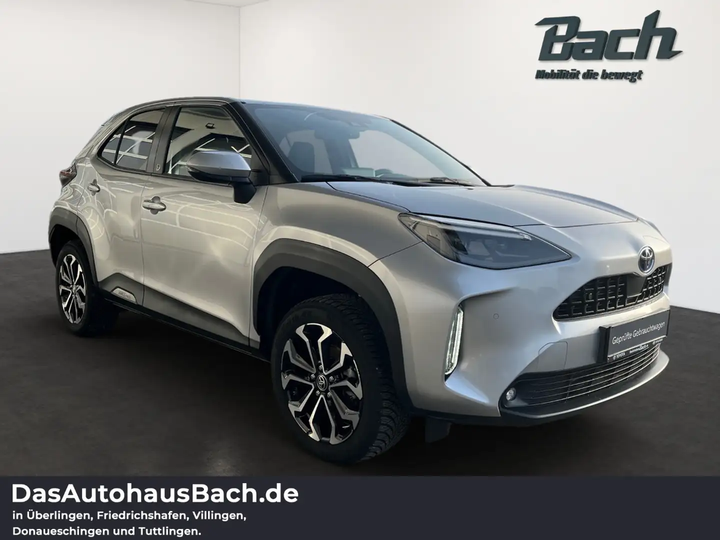 Toyota Yaris Cross 1.5 Hybrid Team D Winter Safety Argent - 2