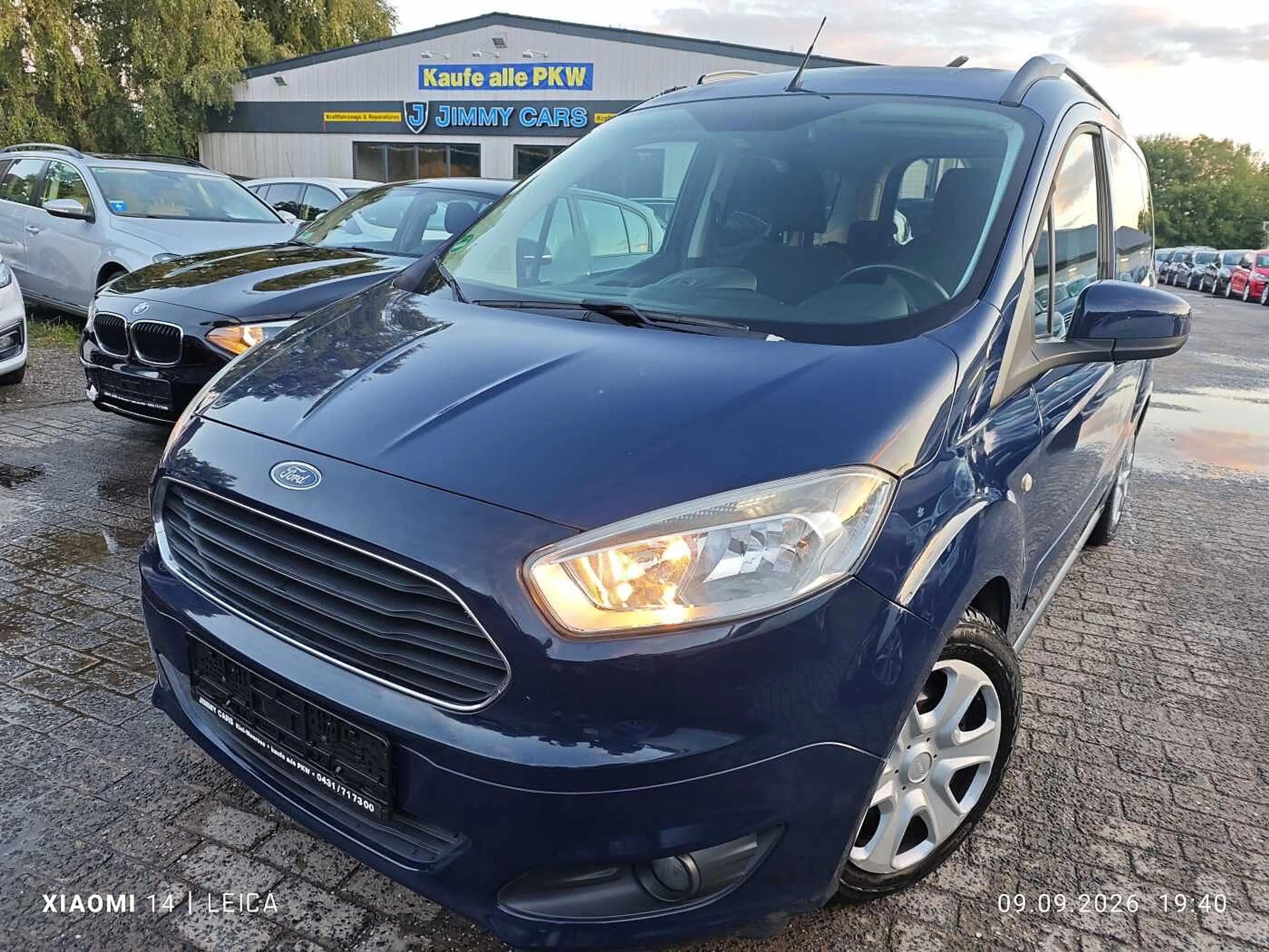 Ford Tourneo Courier Diesel 1.5 TDCi Ambiente