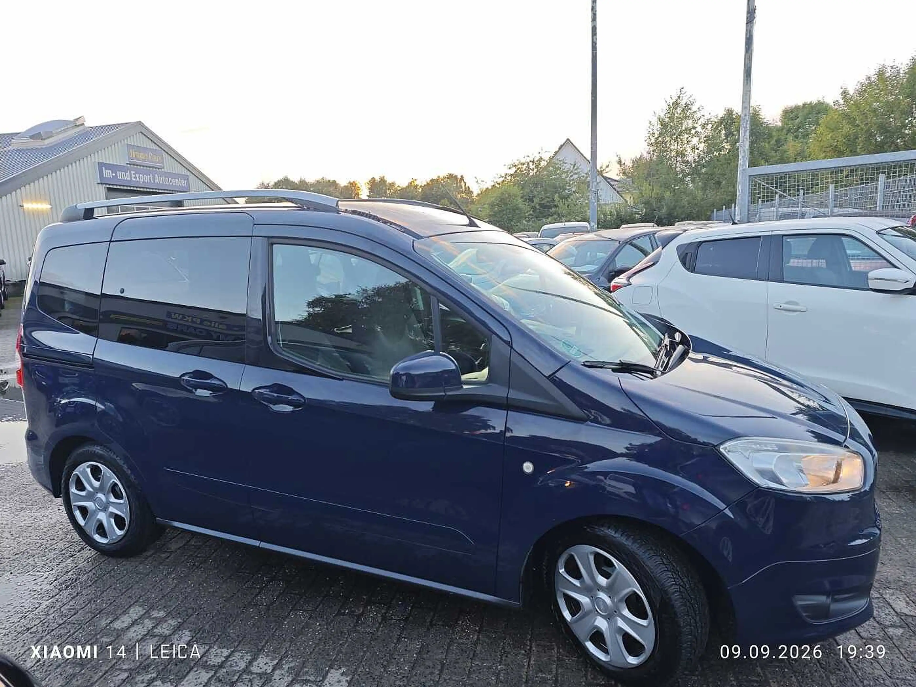 Ford Tourneo Courier Diesel 1.5 TDCi Ambiente — photo 7
