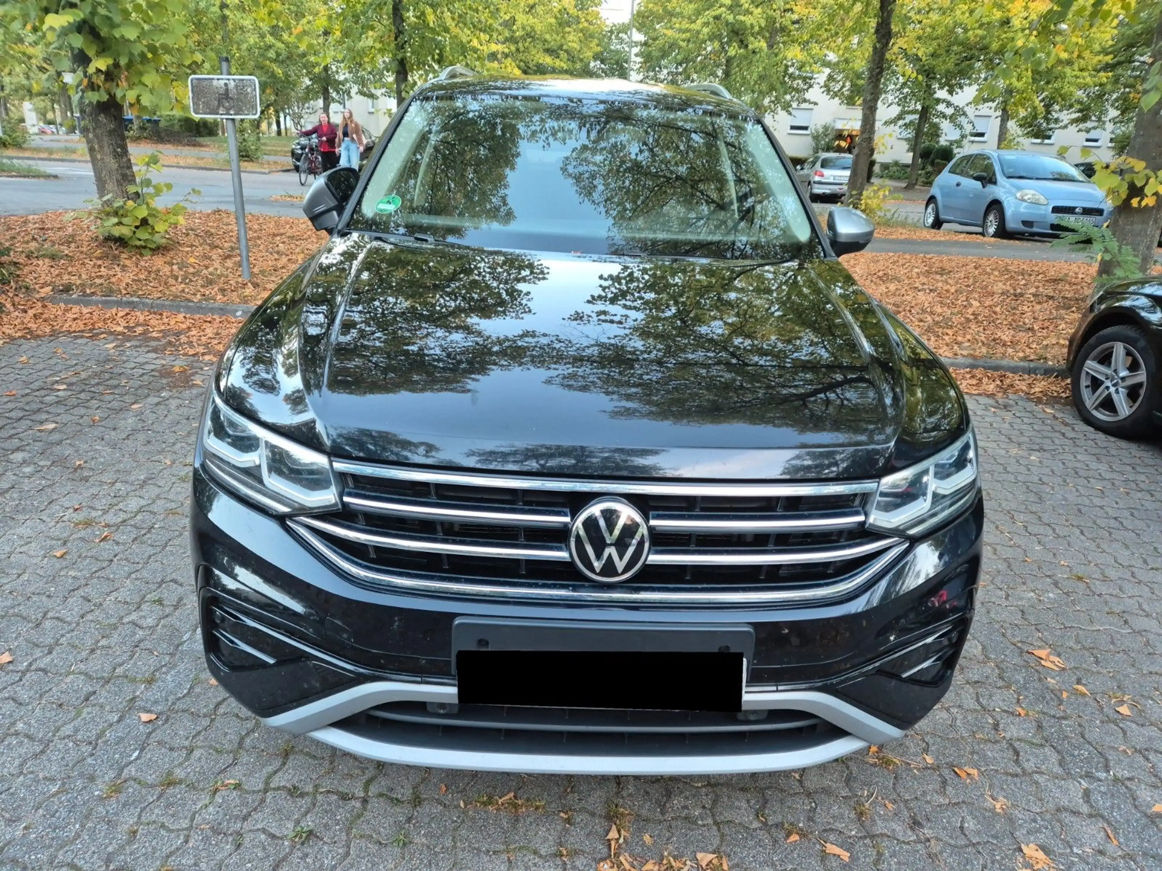 Volkswagen Tiguan Allspace 2.0TDIElegance 4MAlcant 16799NETT — photo 12