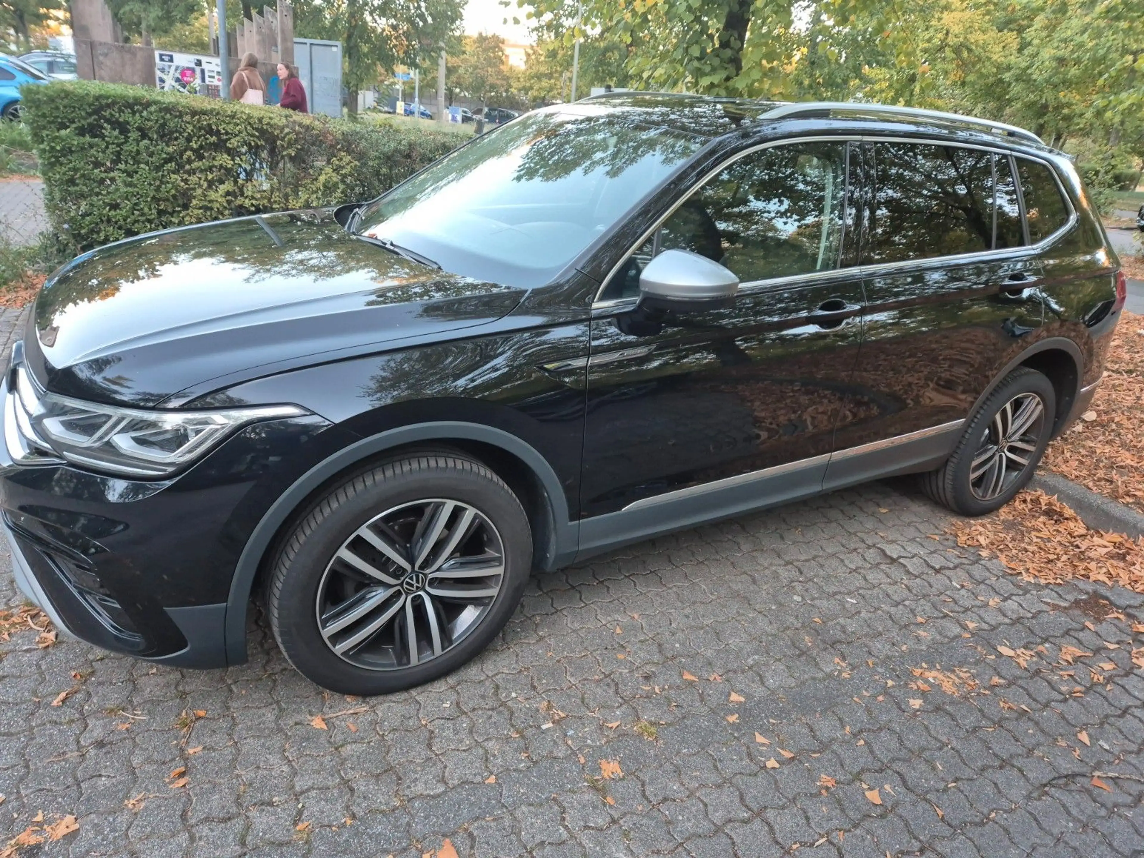 Volkswagen Tiguan Allspace 2.0TDIElegance 4MAlcant 16799NETT — photo 19
