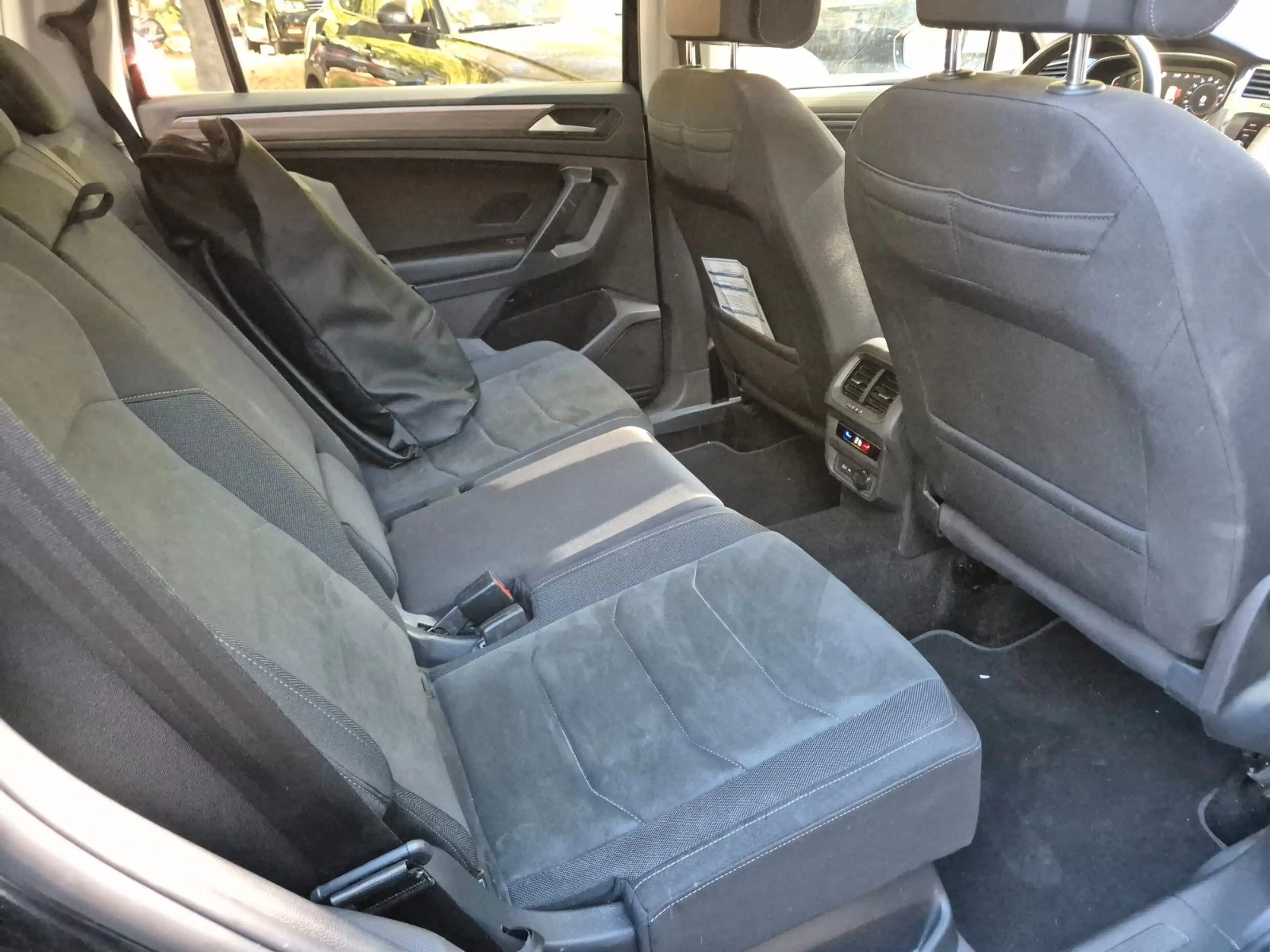 Volkswagen Tiguan Allspace 2.0TDIElegance 4MAlcant 16799NETT — photo 15