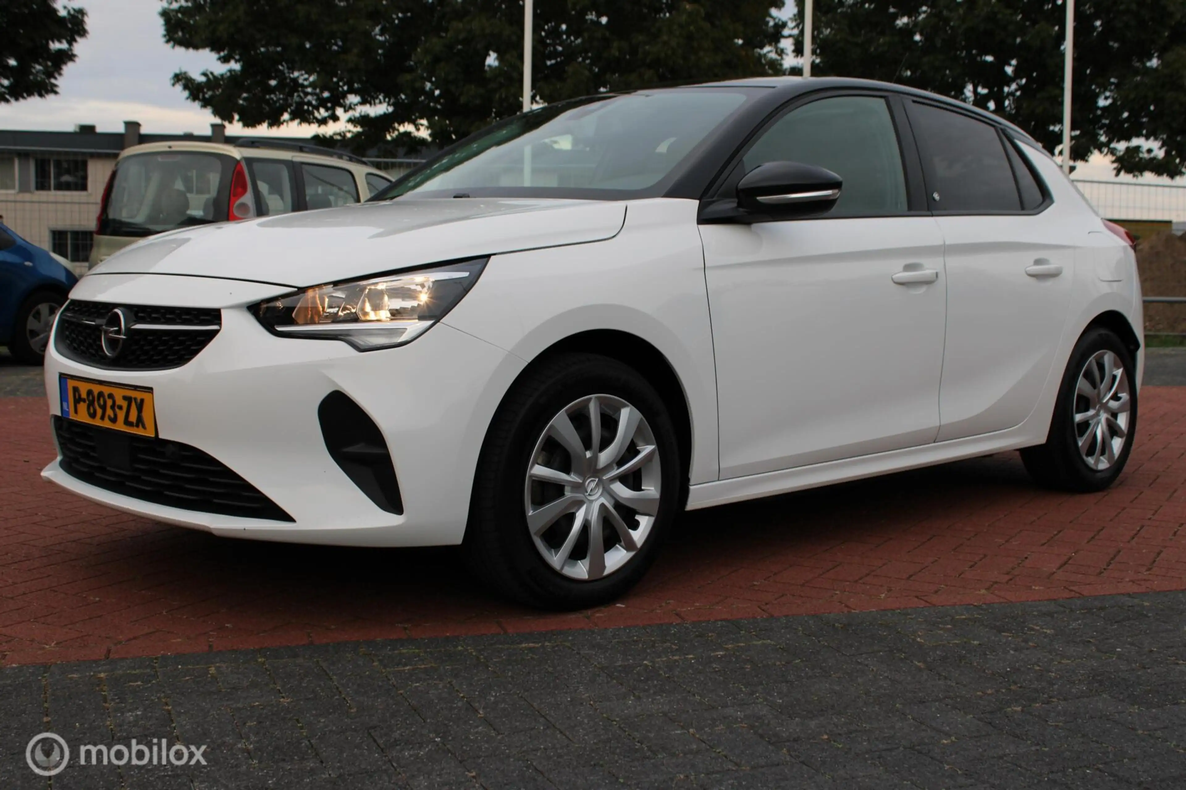 Opel Corsa-e Edition 50 kWh, Pdc, Zwart dak en donker glas, Cru — photo 12