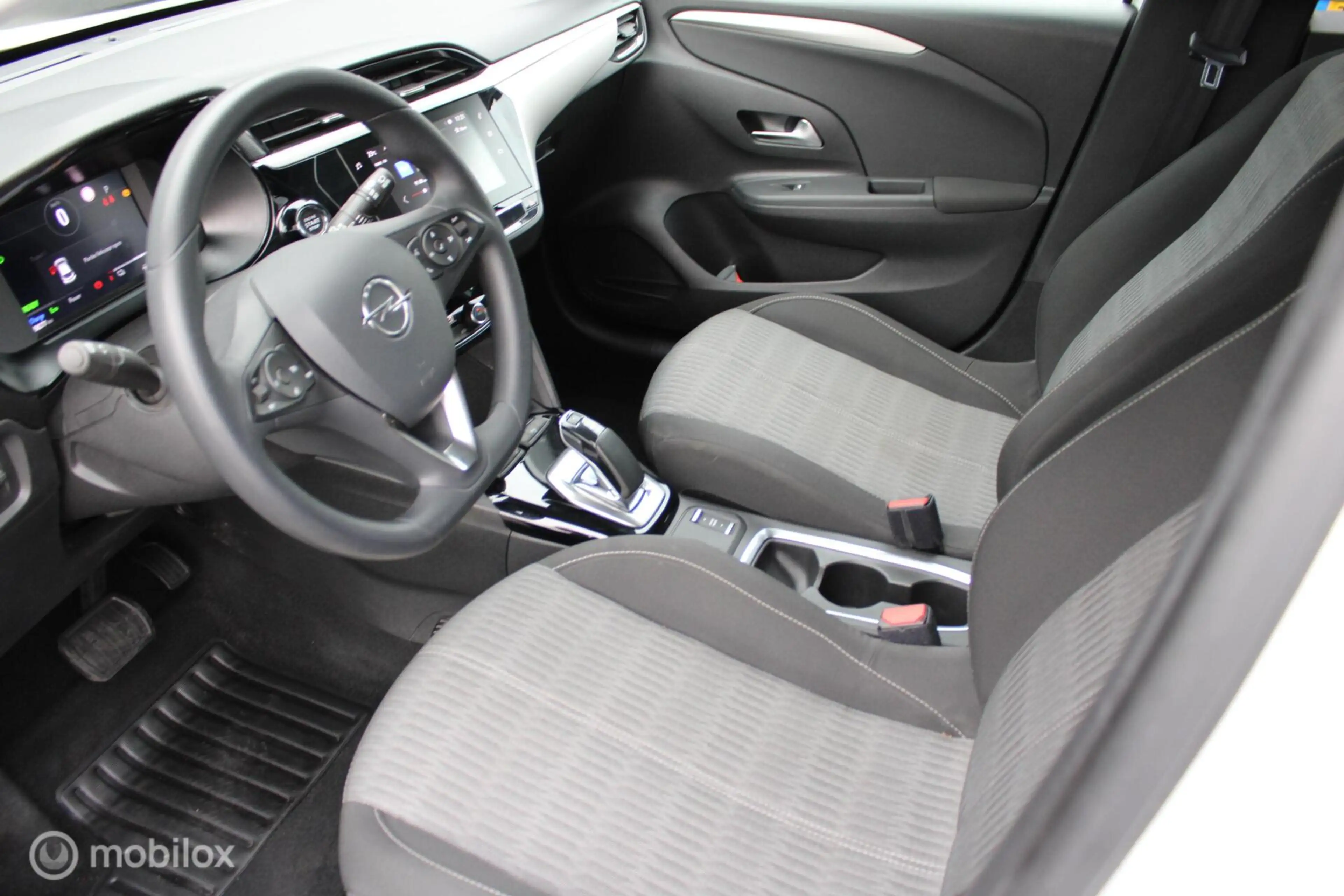 Opel Corsa-e Edition 50 kWh, Pdc, Zwart dak en donker glas, Cru — photo 6