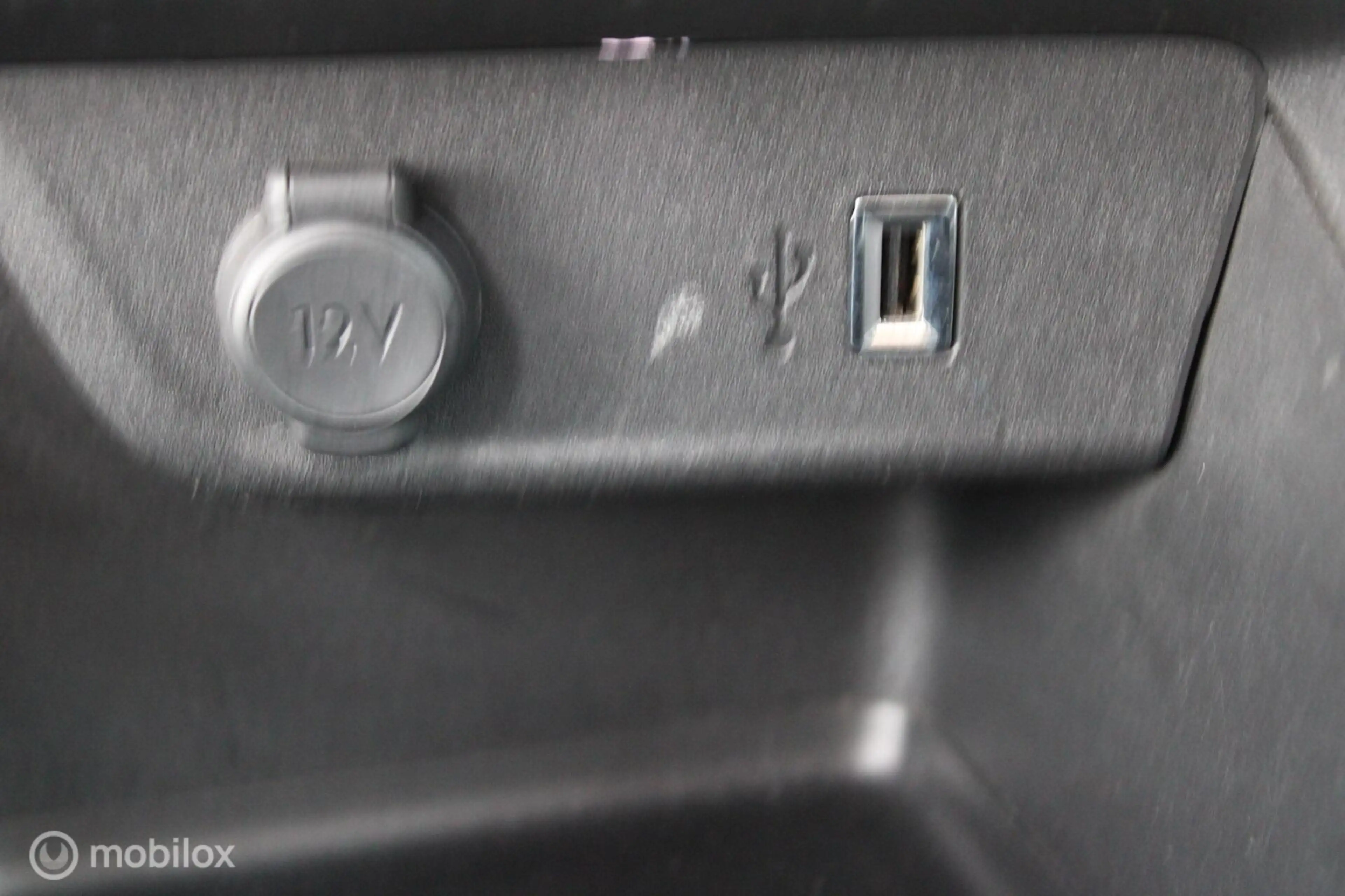 Opel Corsa-e Edition 50 kWh, Pdc, Zwart dak en donker glas, Cru — photo 19