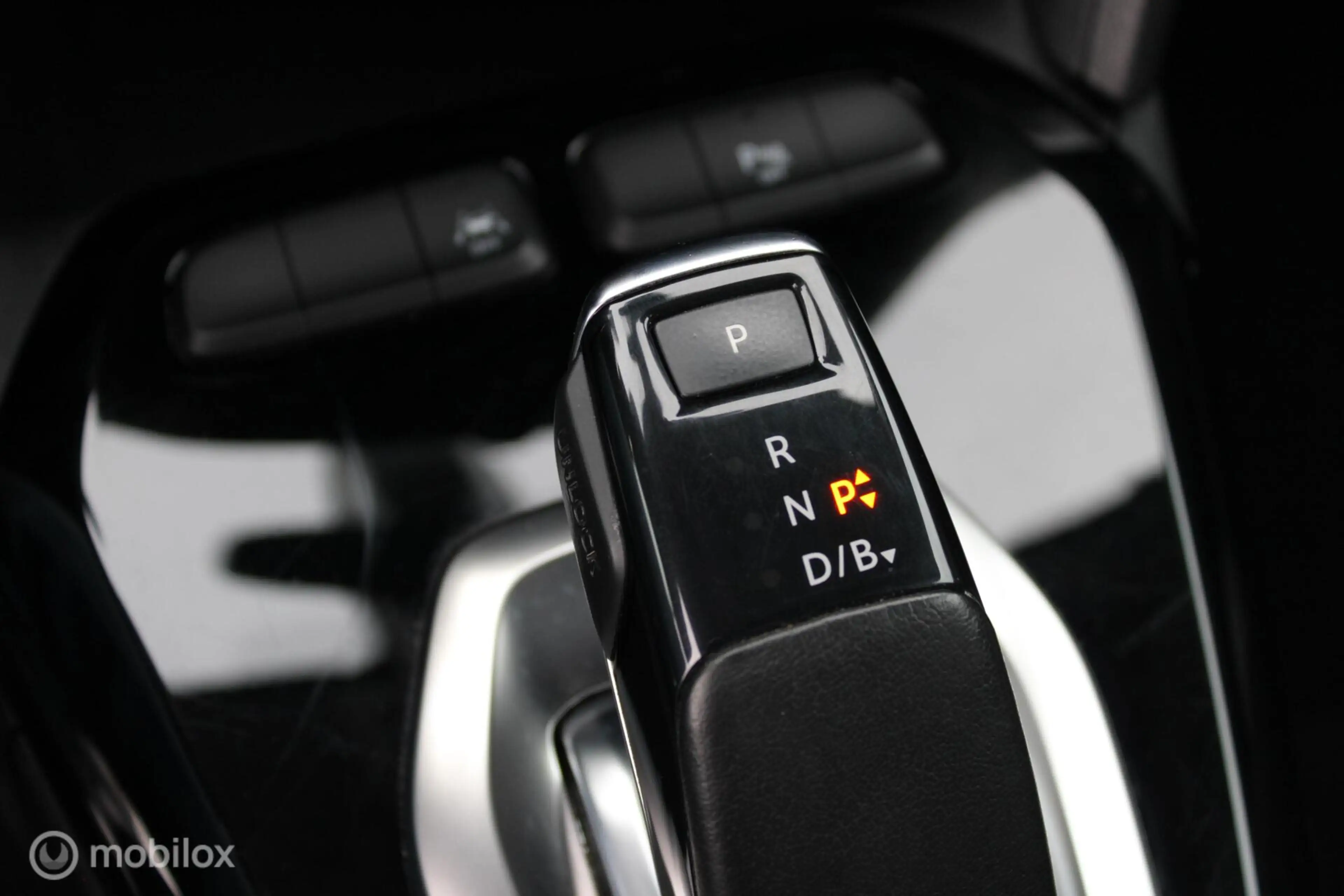 Opel Corsa-e Edition 50 kWh, Pdc, Zwart dak en donker glas, Cru — photo 15