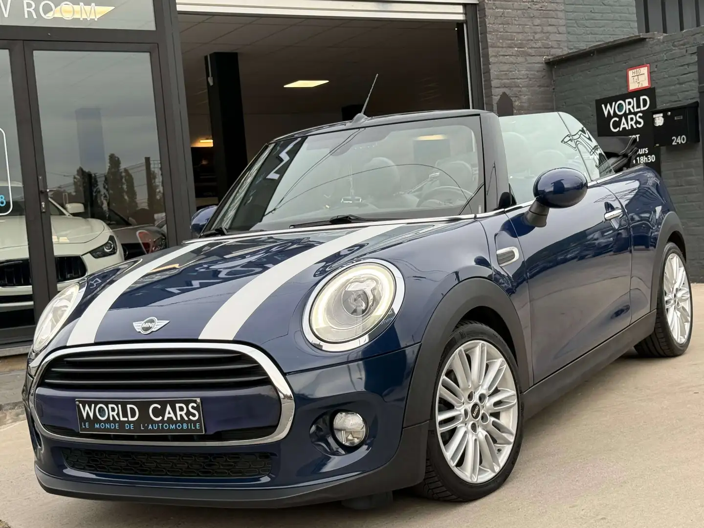 MINI Cooper D Cabrio 1.5 D NAVIGATION - CUIR - CRUISE - LED - FULL OP. Bleu - 1