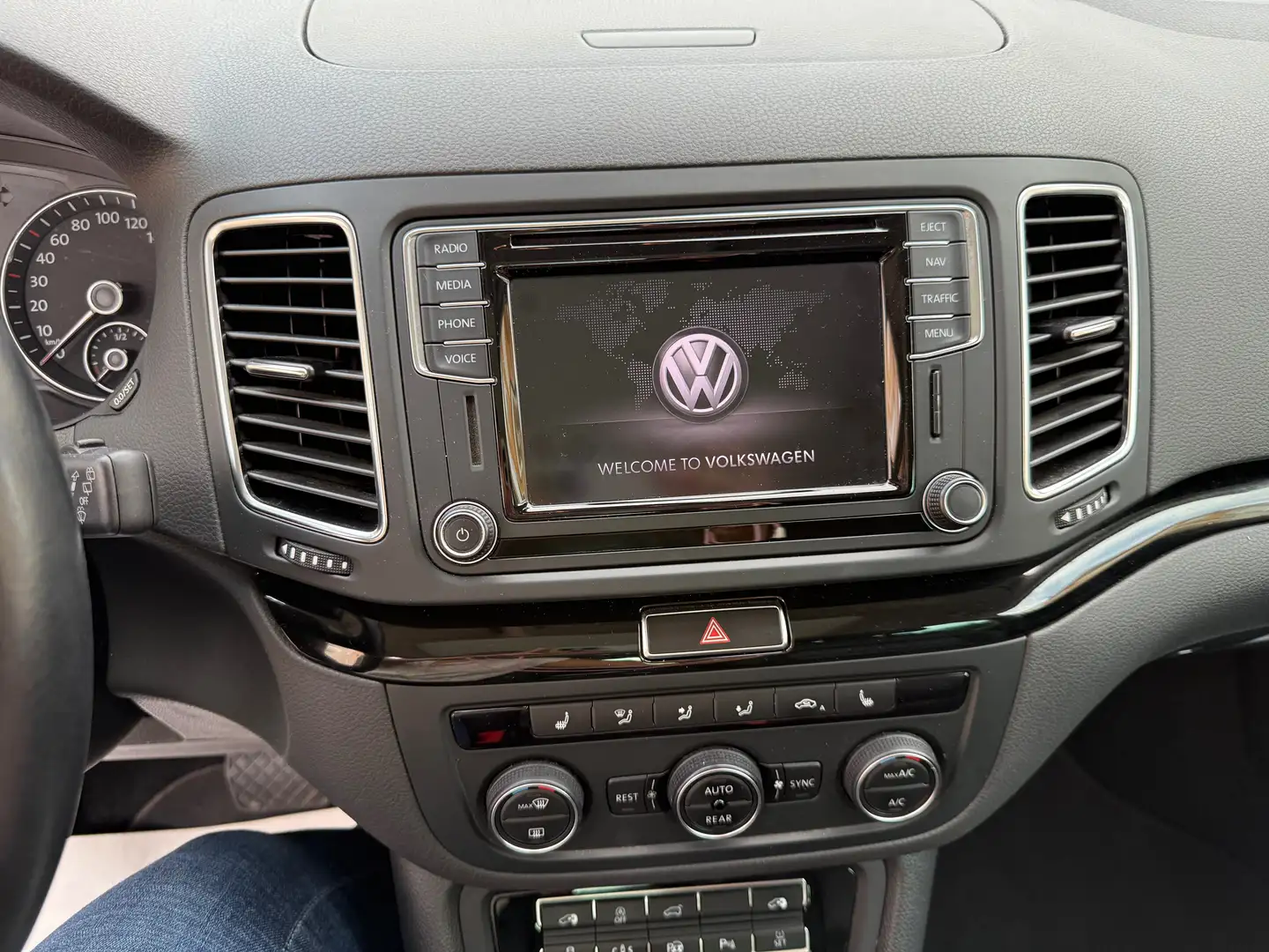 Volkswagen Sharan Sharan 2.0 TSI Sport DSG Sport Blanco - 1