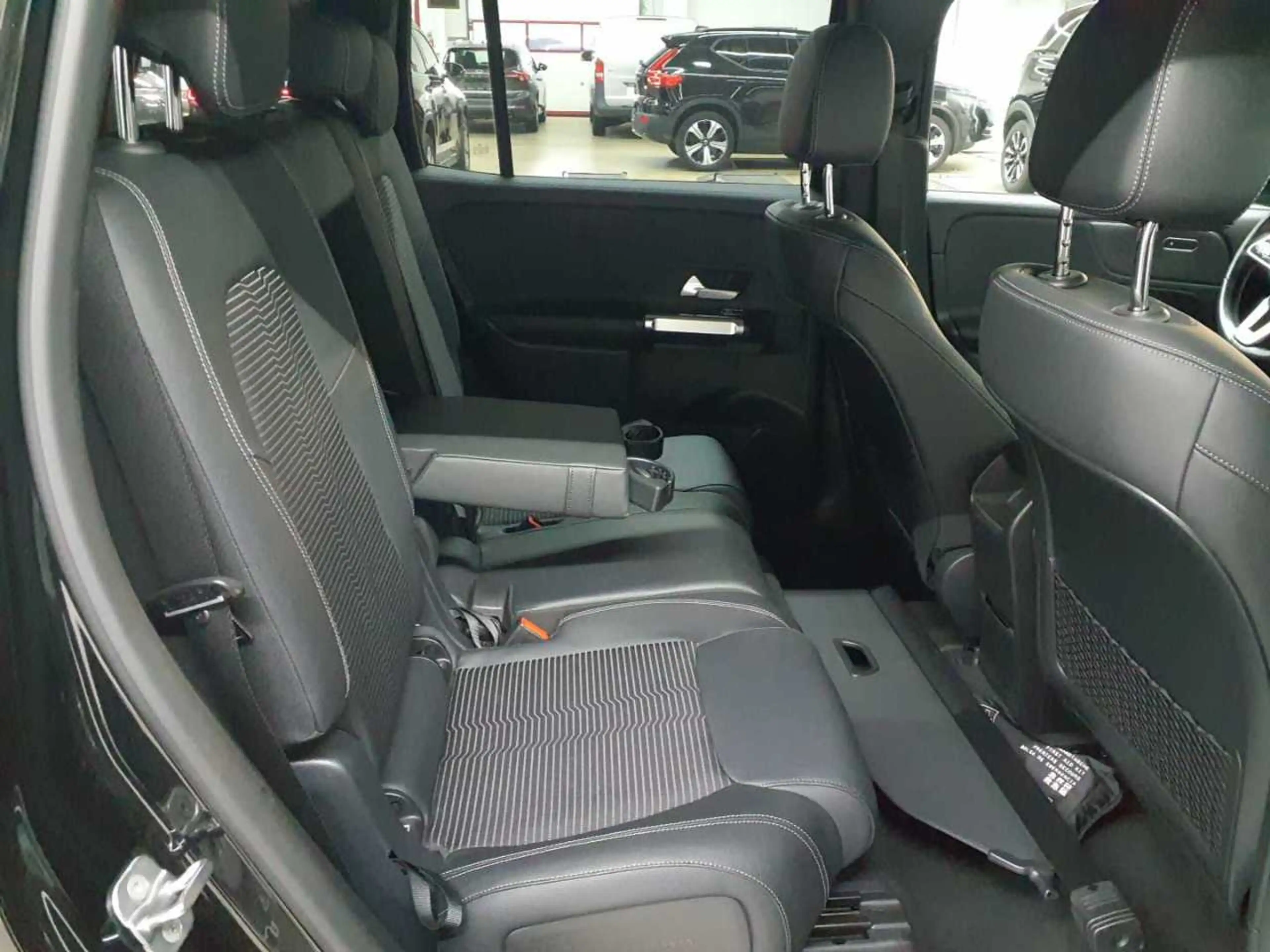 Mercedes-Benz EQB 250 EQB 250 Progressive AdvancedP AssiP KAM — photo 13