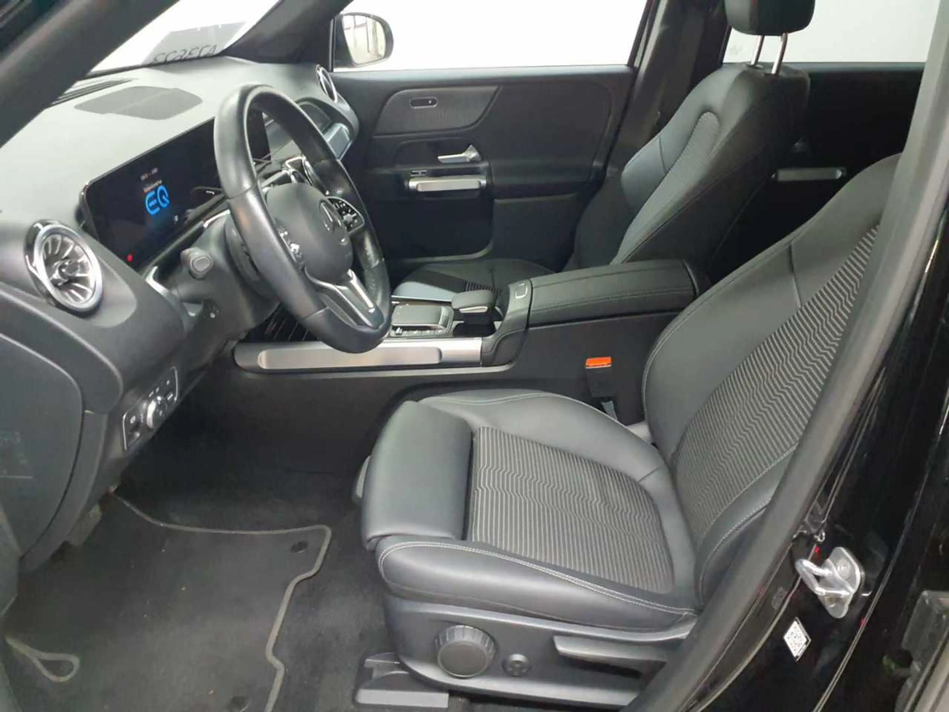 Mercedes-Benz EQB 250 EQB 250 Progressive AdvancedP AssiP KAM — photo 8