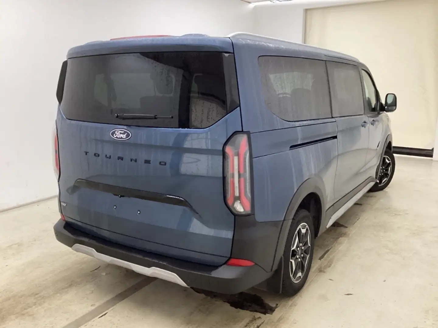 Ford Tourneo Custom Plug-in Hybrid 340 L2 Active FWD Azul - 2