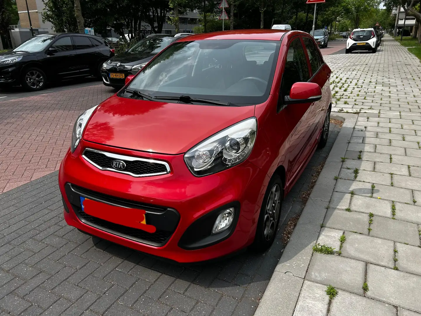 Kia Picanto 1.2 CVVT ISG Plus P. Rojo - 1