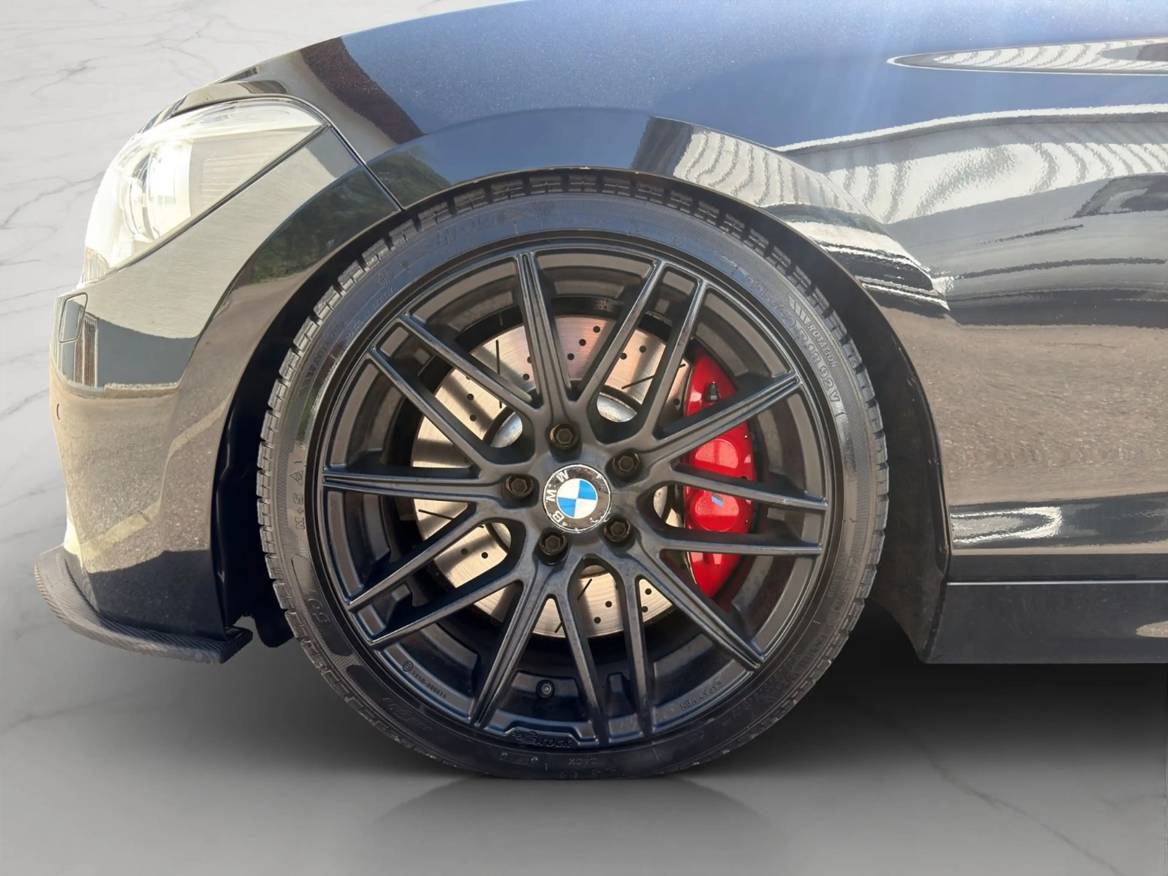 BMW 135 i xDrive *Sport*Autom.*NAVI*SHZ*PDC* — photo 2