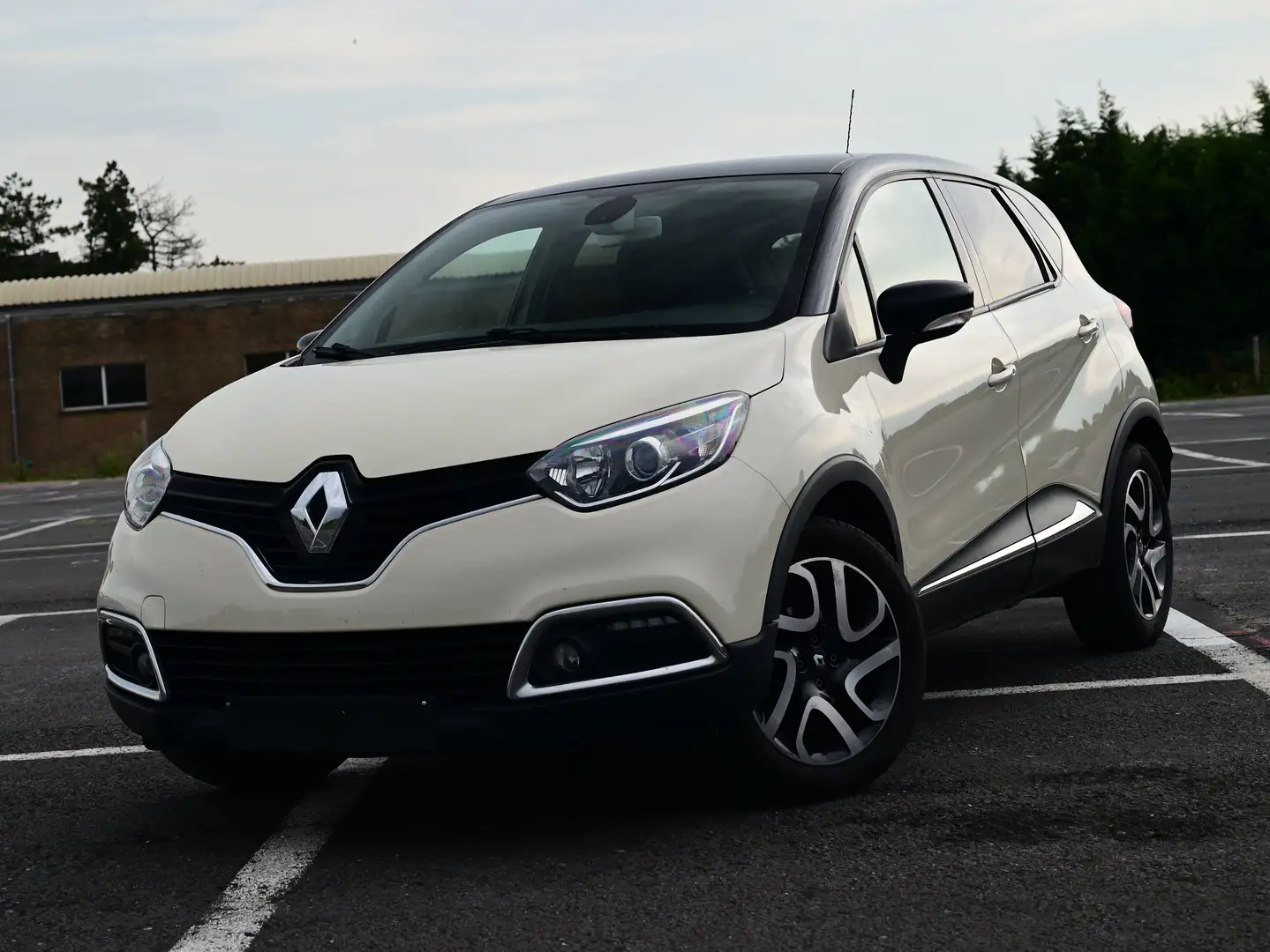 Renault Captur KEYLESS / NAVI / PDC / EDITION / FULL Grau - 1