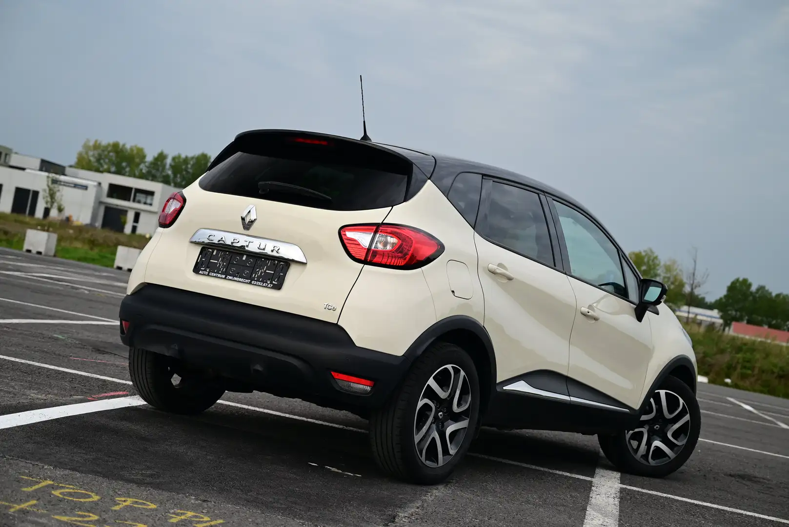 Renault Captur KEYLESS / NAVI / PDC / EDITION / FULL Grau - 2