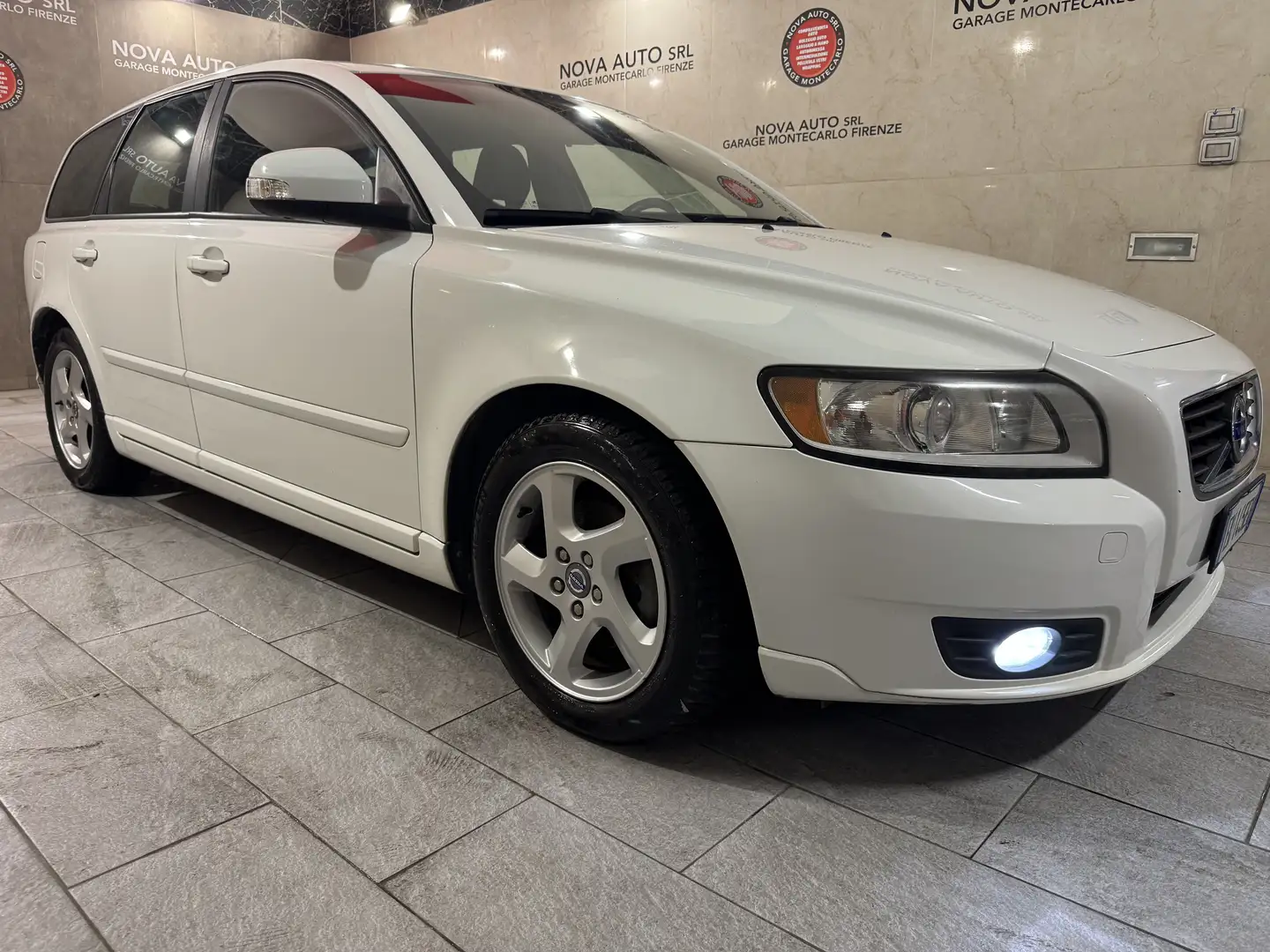 Volvo V50 V50 1.6 d2 Polar 115cv MECCANICA PERFETTA White - 2