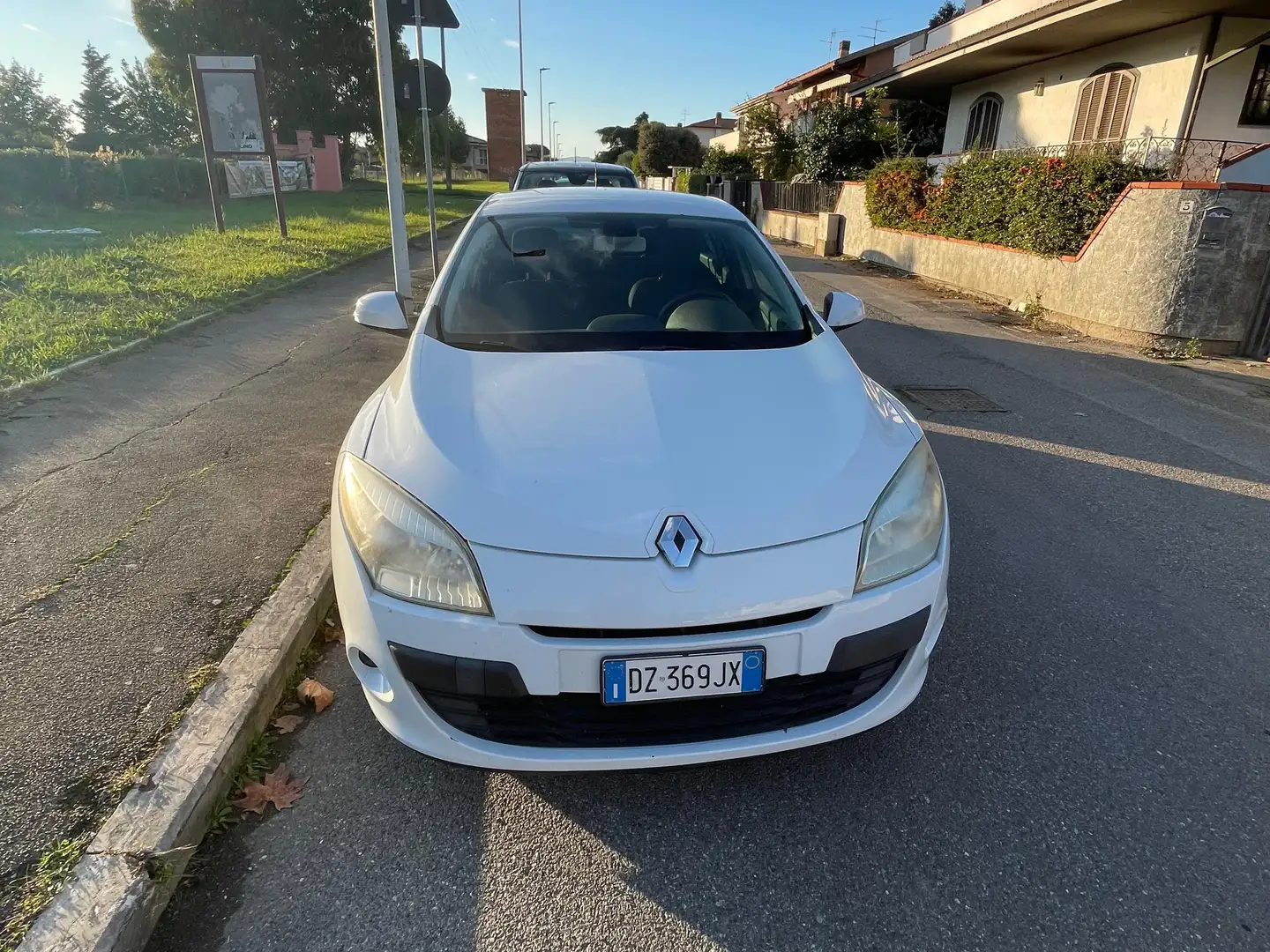 Renault Megane Megane III 20081.5 dci Dynamique 110cv White - 1