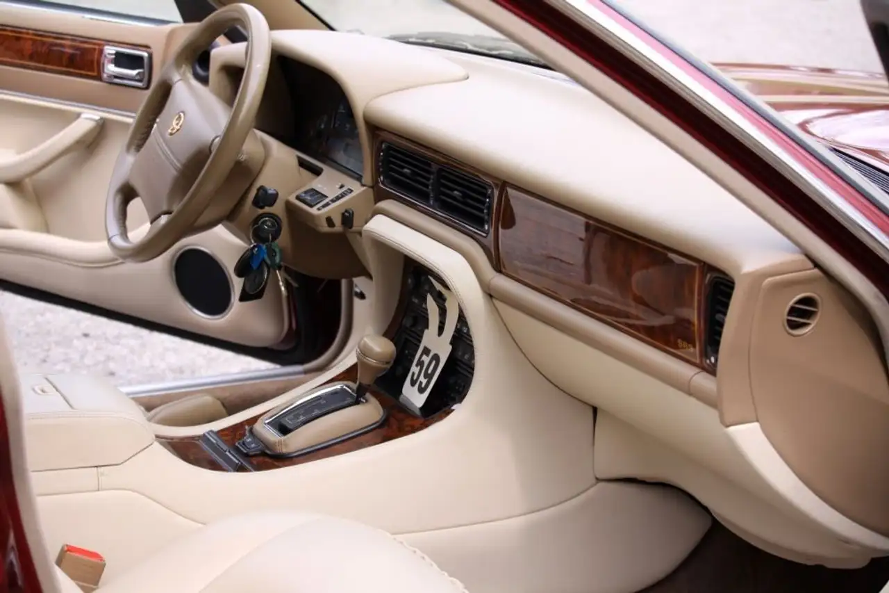 Jaguar Daimler Six mit 3 Jahren Garantie, foto 8