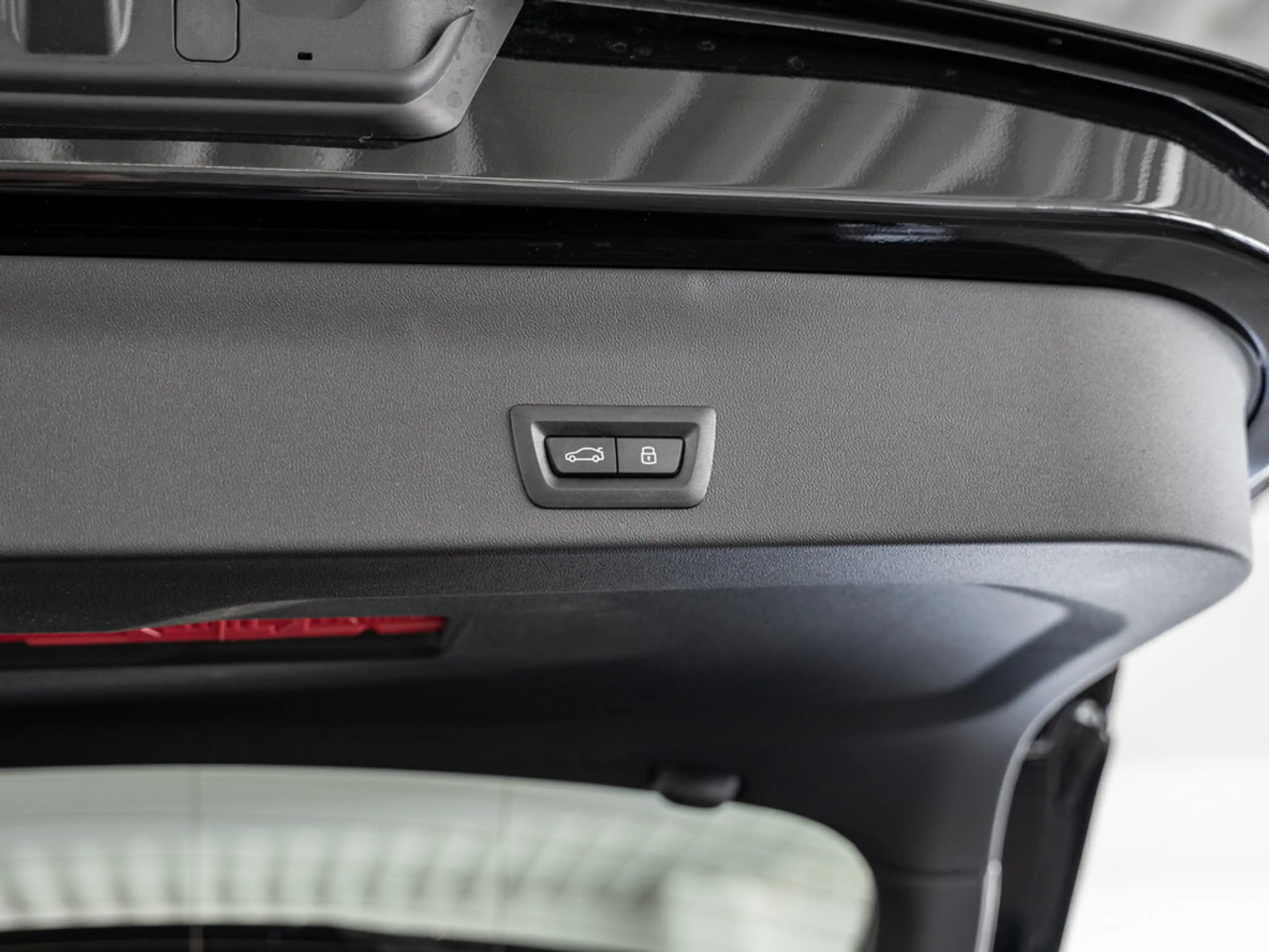 BMW iX3 xDrive50 PANO AHK HUD 360° LED ACC NAVI — photo 13