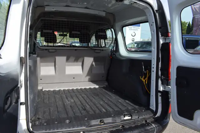 Renault Express view 10