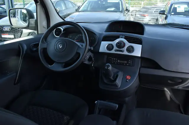 Renault Express view 2