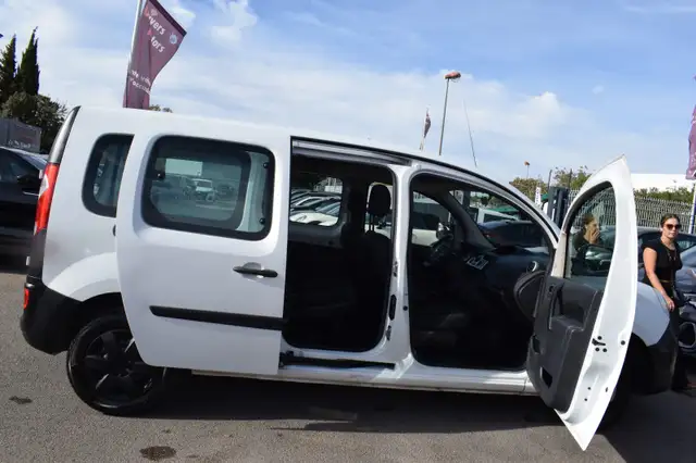Renault Express view 13