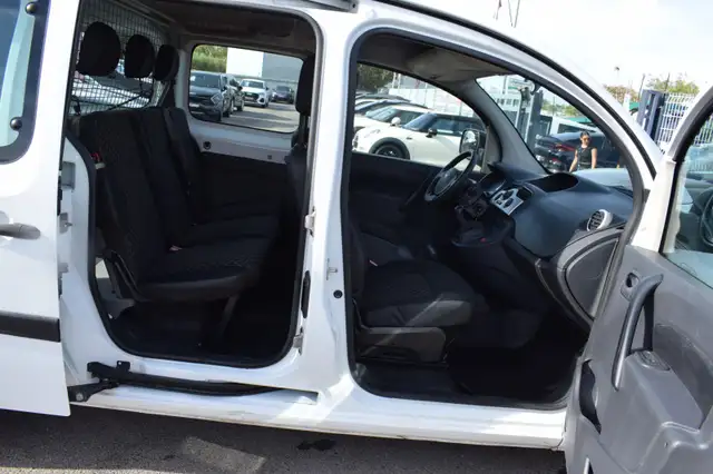 Renault Express view 12