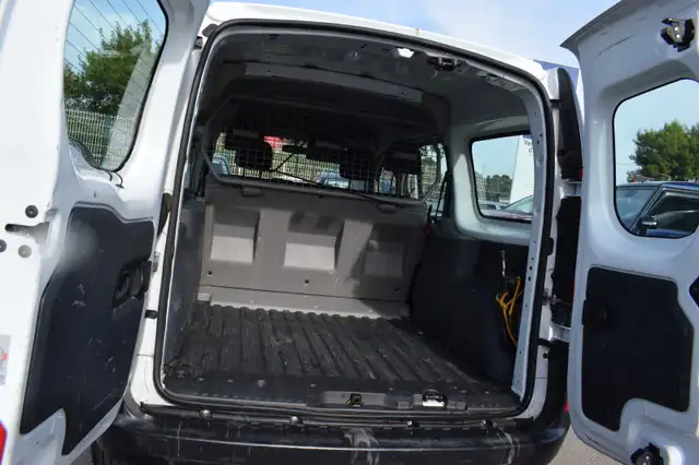Renault Express view 19