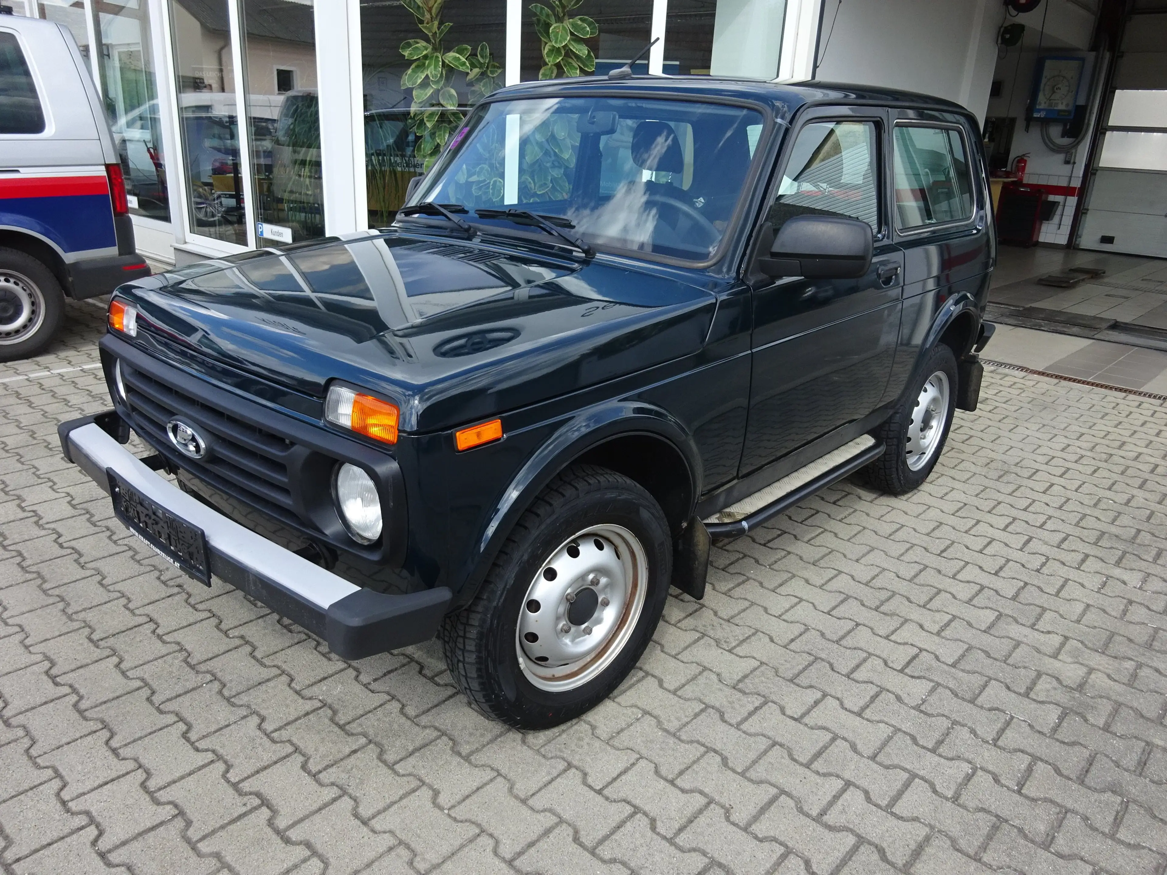 Lada Taiga 4x4 1,7 Austria Jagd Edition — photo 2