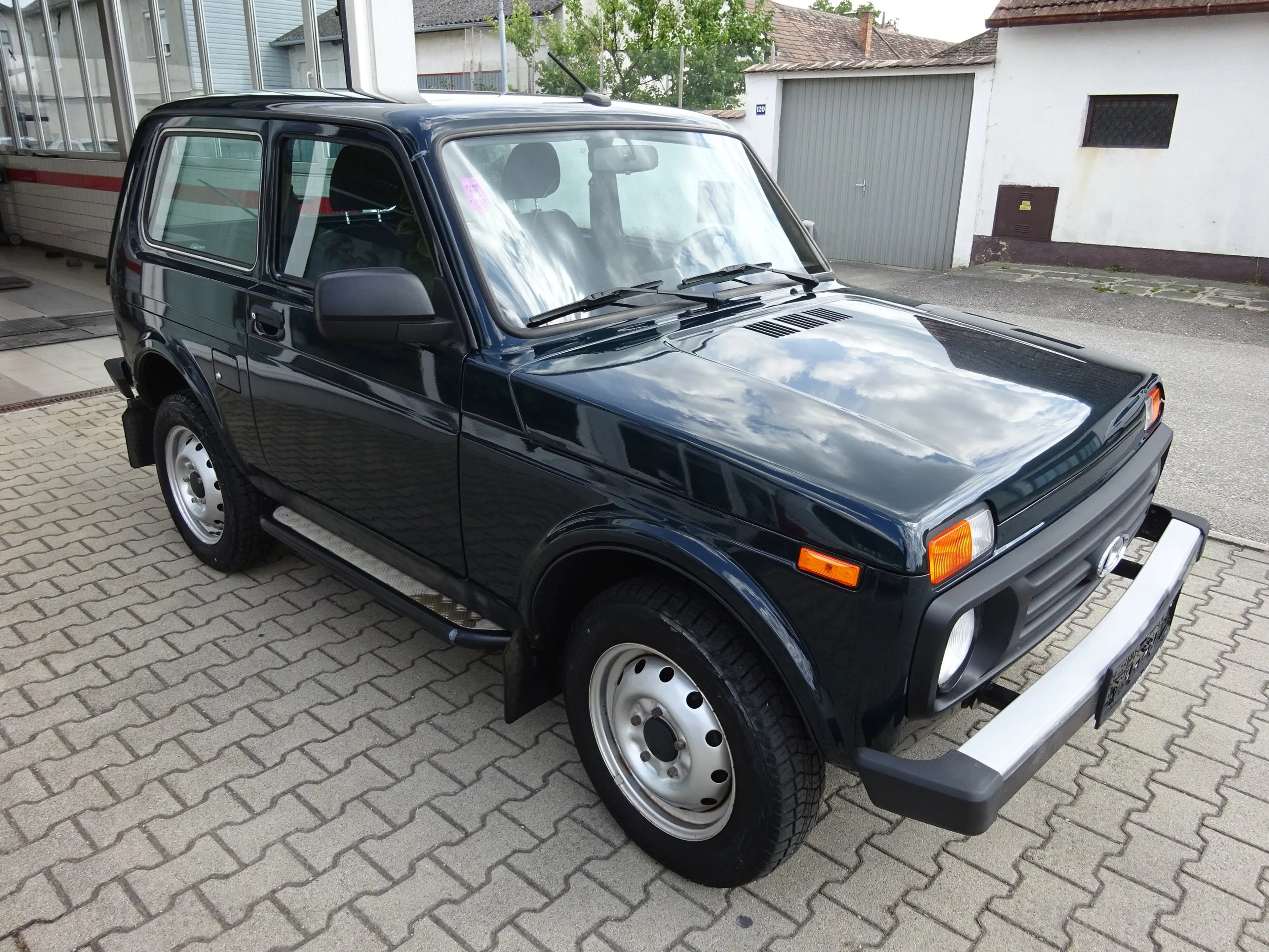 Lada Taiga 4x4 1,7 Austria Jagd Edition — photo 4