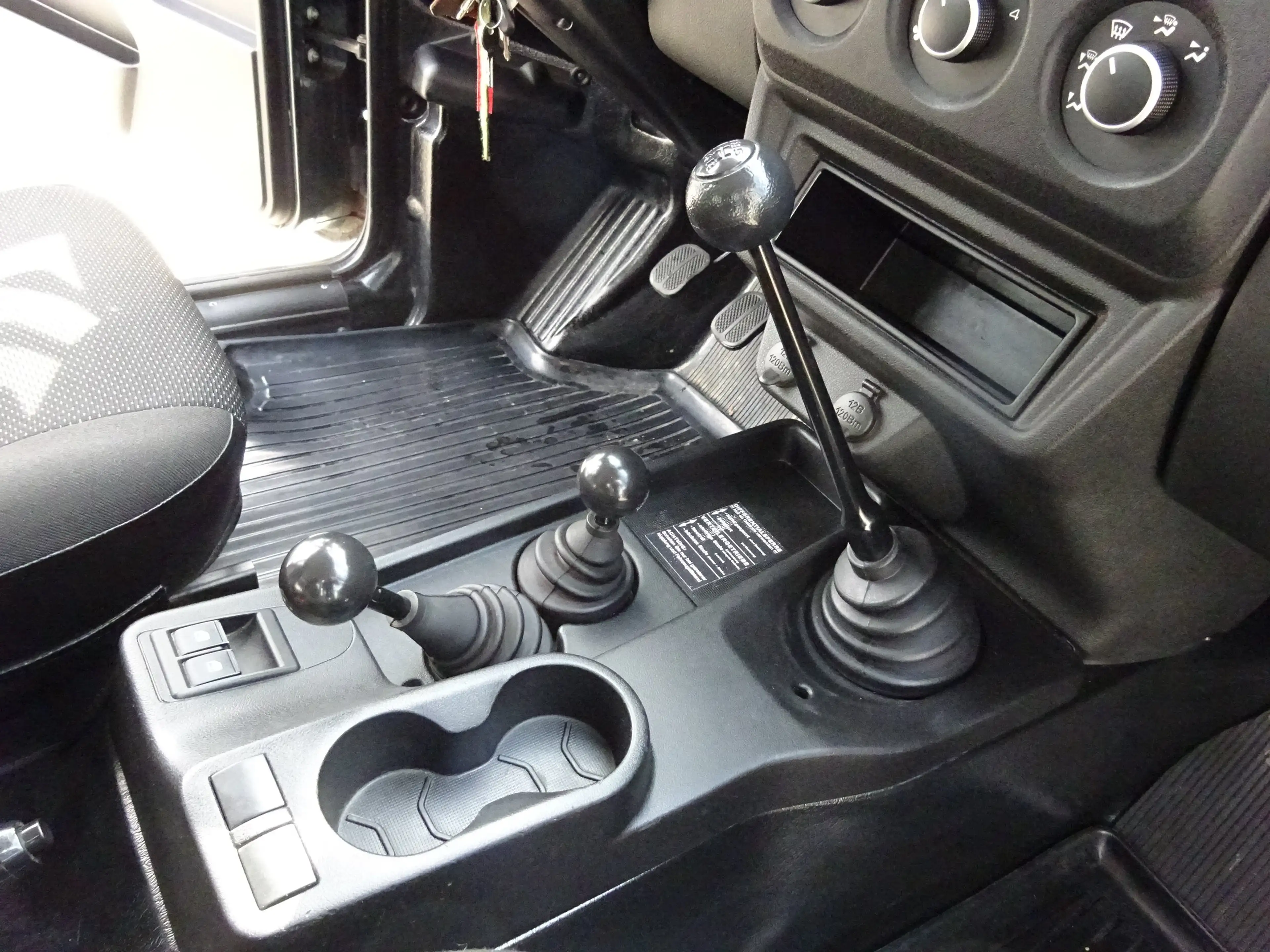 Lada Taiga 4x4 1,7 Austria Jagd Edition — photo 14
