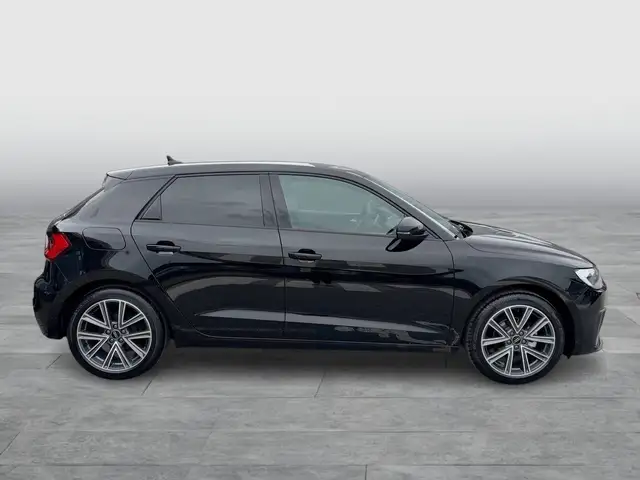 Audi A1 view 5