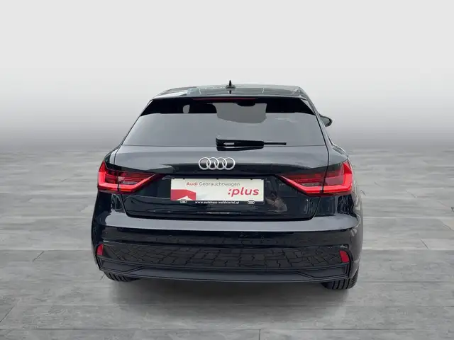 Audi A1 view 4