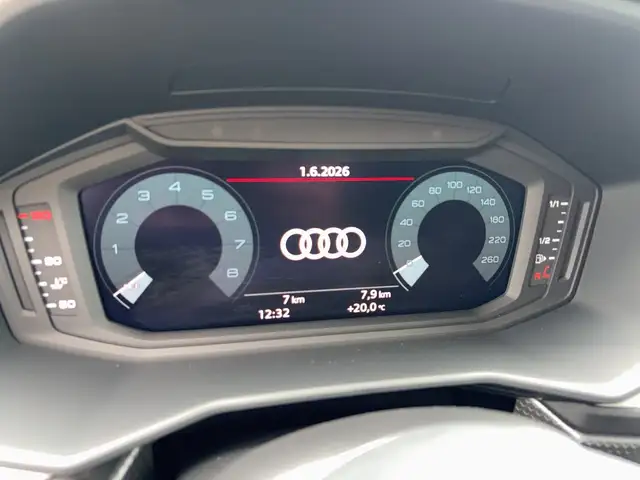 Audi A1 view 12