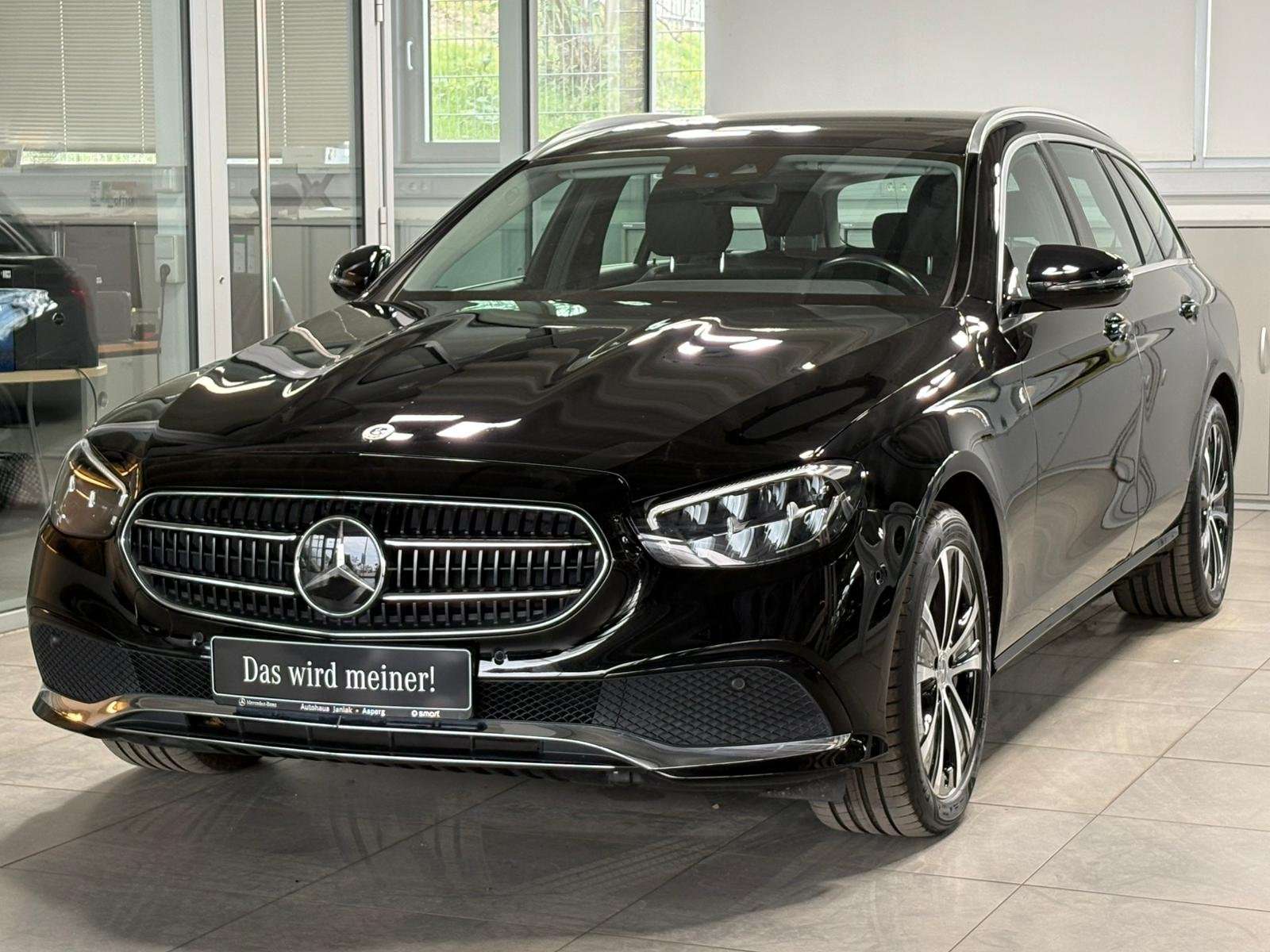 Mercedes-Benz E 300