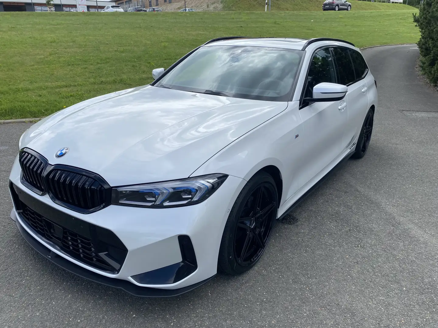 BMW 320 d AC Schnitzer Paket Vollausstattung Head-Up Weiß - 2