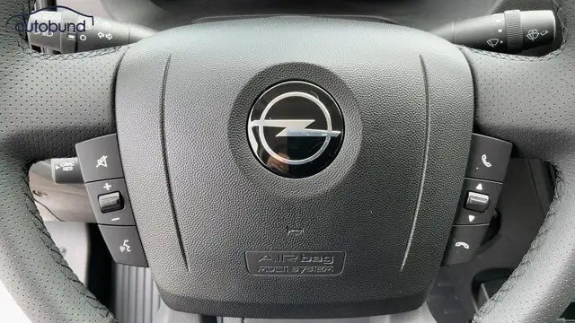 Opel Movano view 10